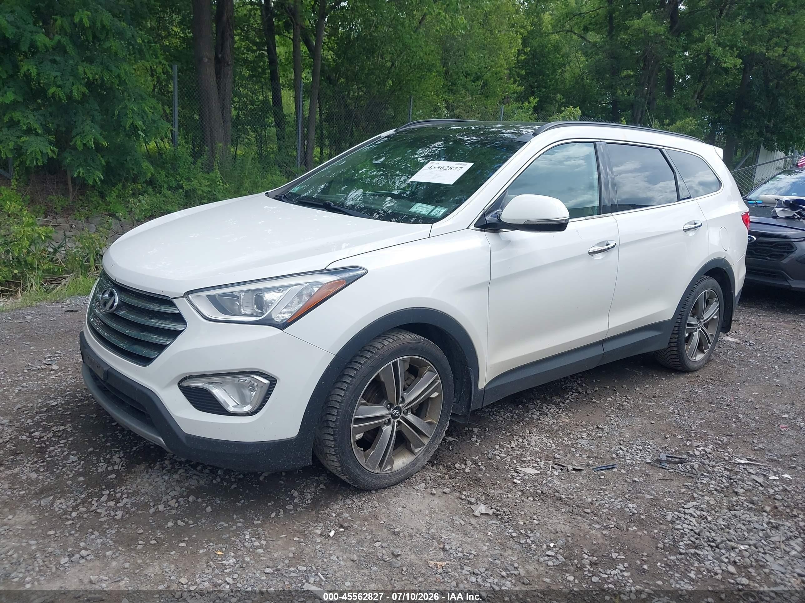 2014 Hyundai Santa Fe Gls White vin: KM8SRDHF0EU088316