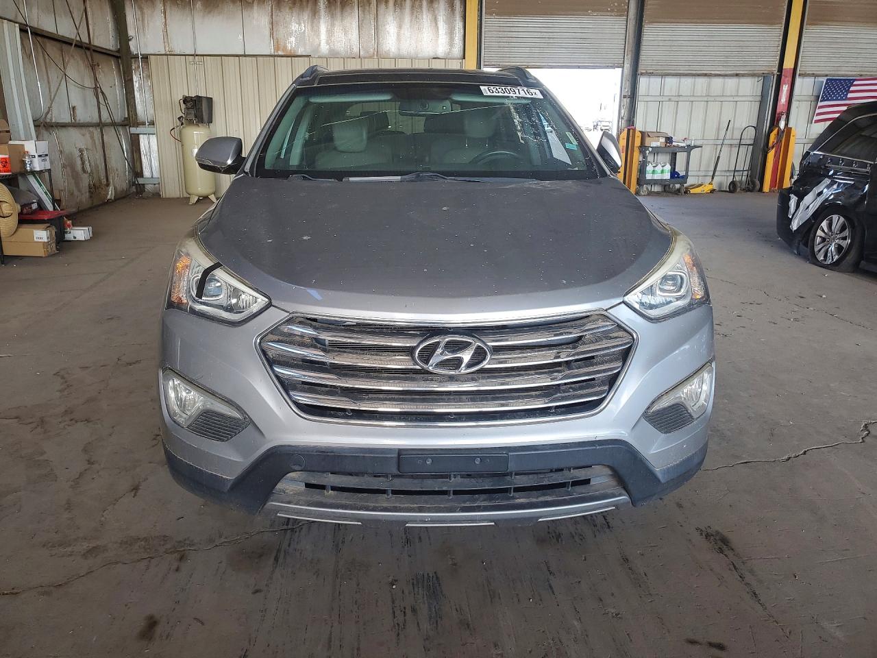 2015 Hyundai Santa Fe Limited Silver vin: KM8SRDHF0FU096532