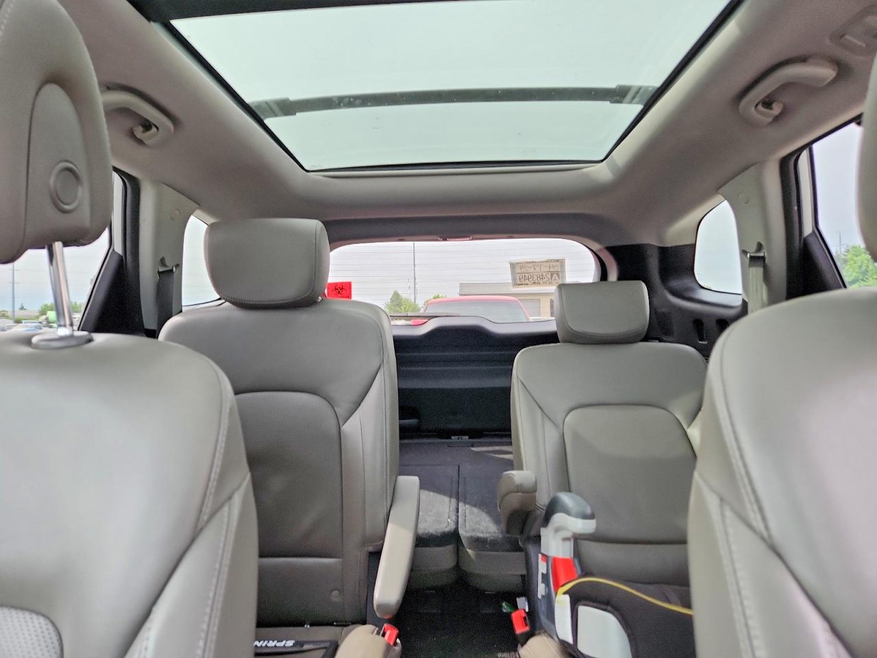 2017 Hyundai Santa Fe Limited Ultimate Silver vin: KM8SRDHF0HU216624