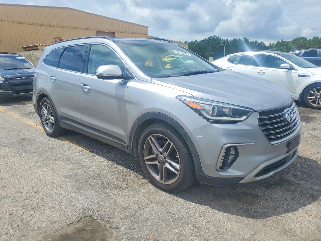 2017 Hyundai Santa Fe Se Ultimate Silver vin: KM8SRDHF0HU222908