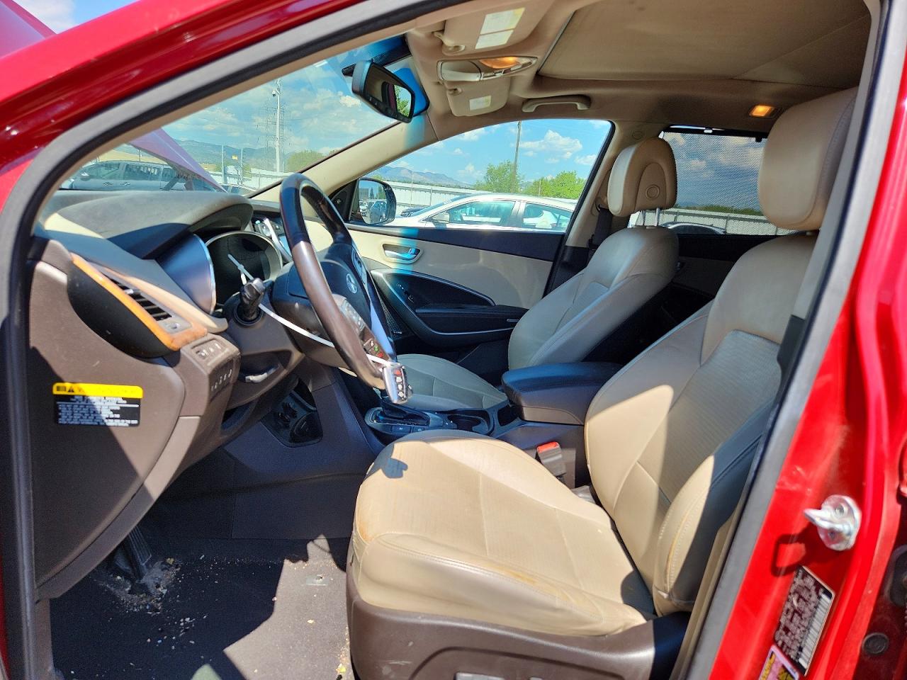 2014 Hyundai Santa Fe Limited Red vin: KM8SRDHF1EU052778