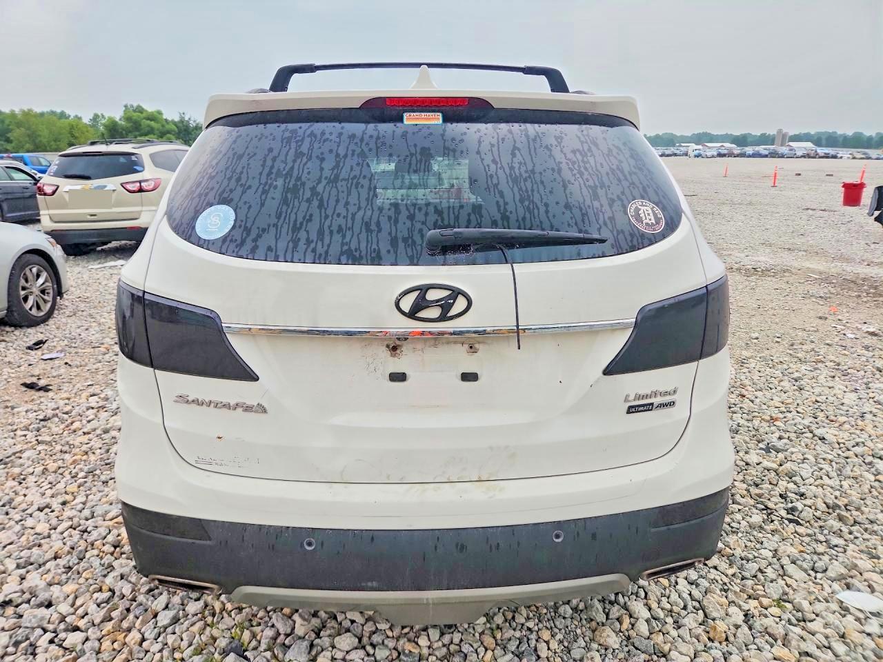 2015 Hyundai Santa Fe Limited White vin: KM8SRDHF1FU103648