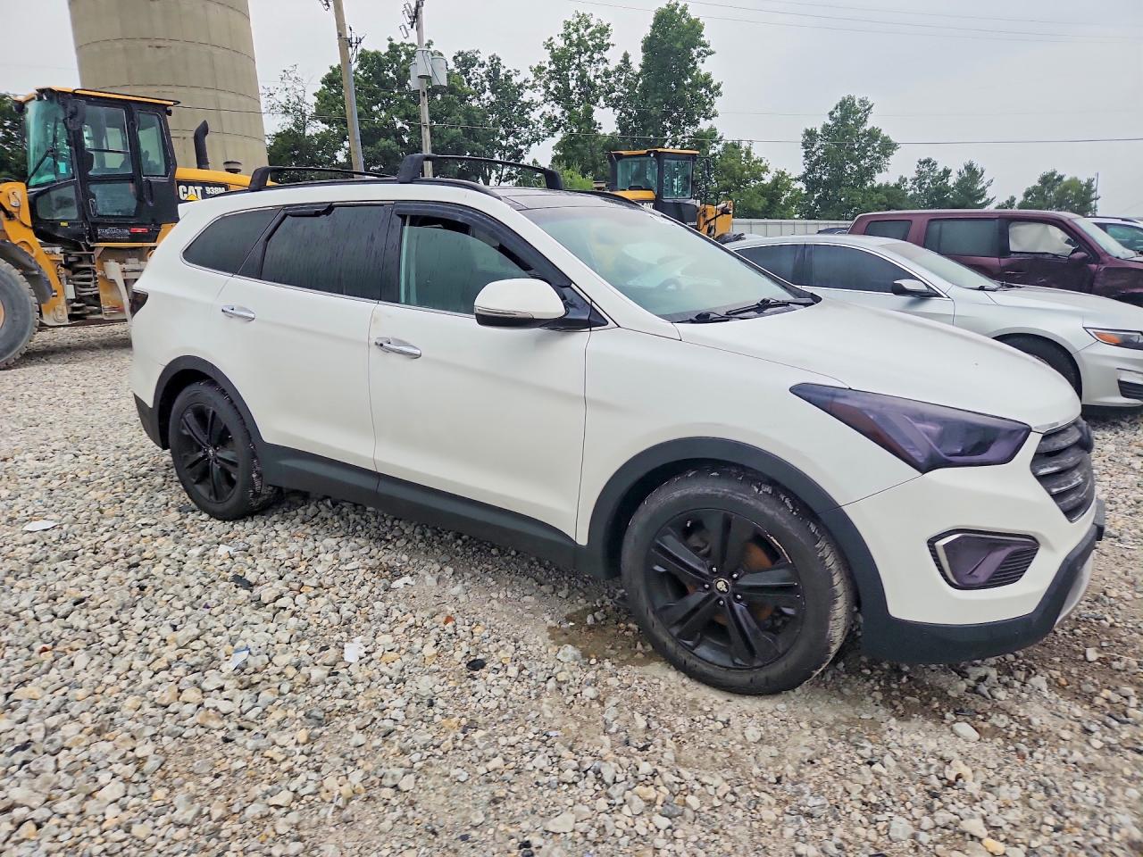 2015 Hyundai Santa Fe Limited White vin: KM8SRDHF1FU103648