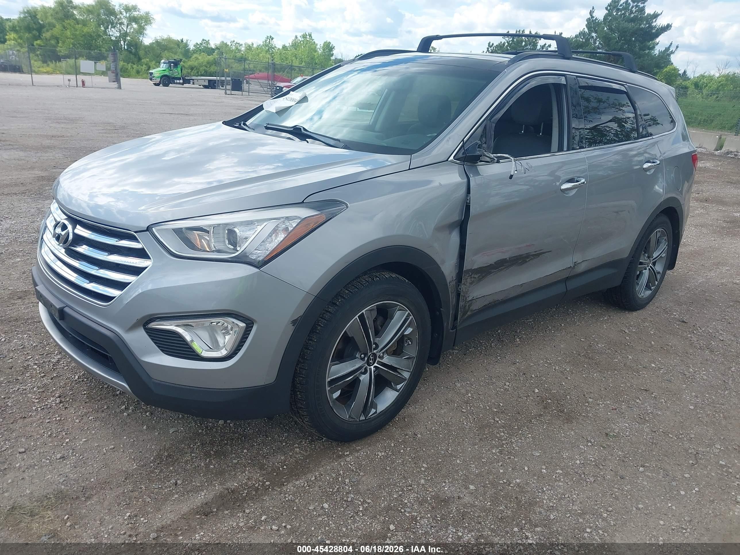 2015 Hyundai Santa Fe Limited Silver vin: KM8SRDHF1FU116268