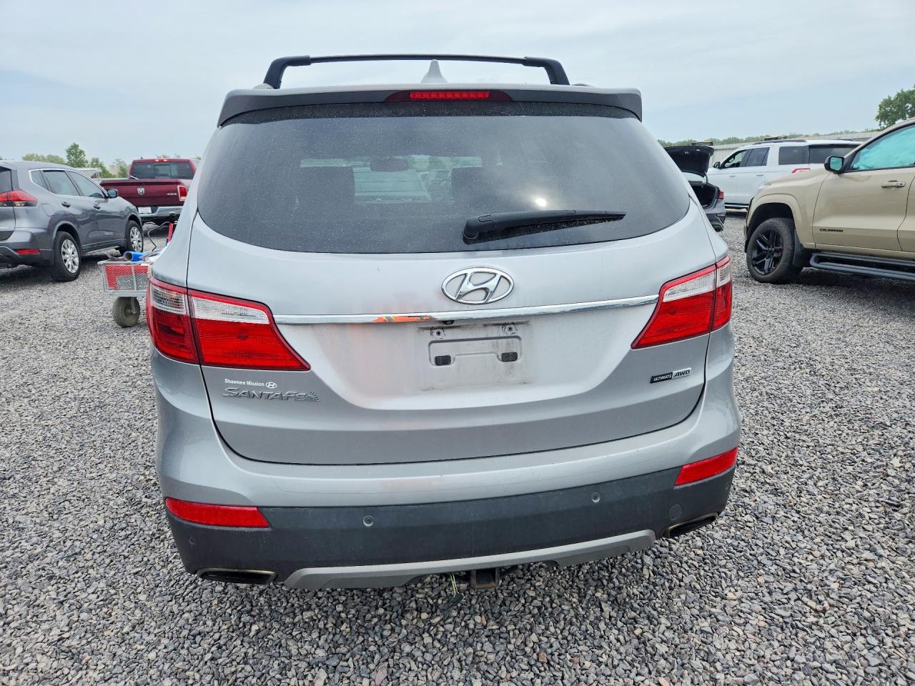 2015 Hyundai Santa Fe Gls Gray vin: KM8SRDHF1FU120353