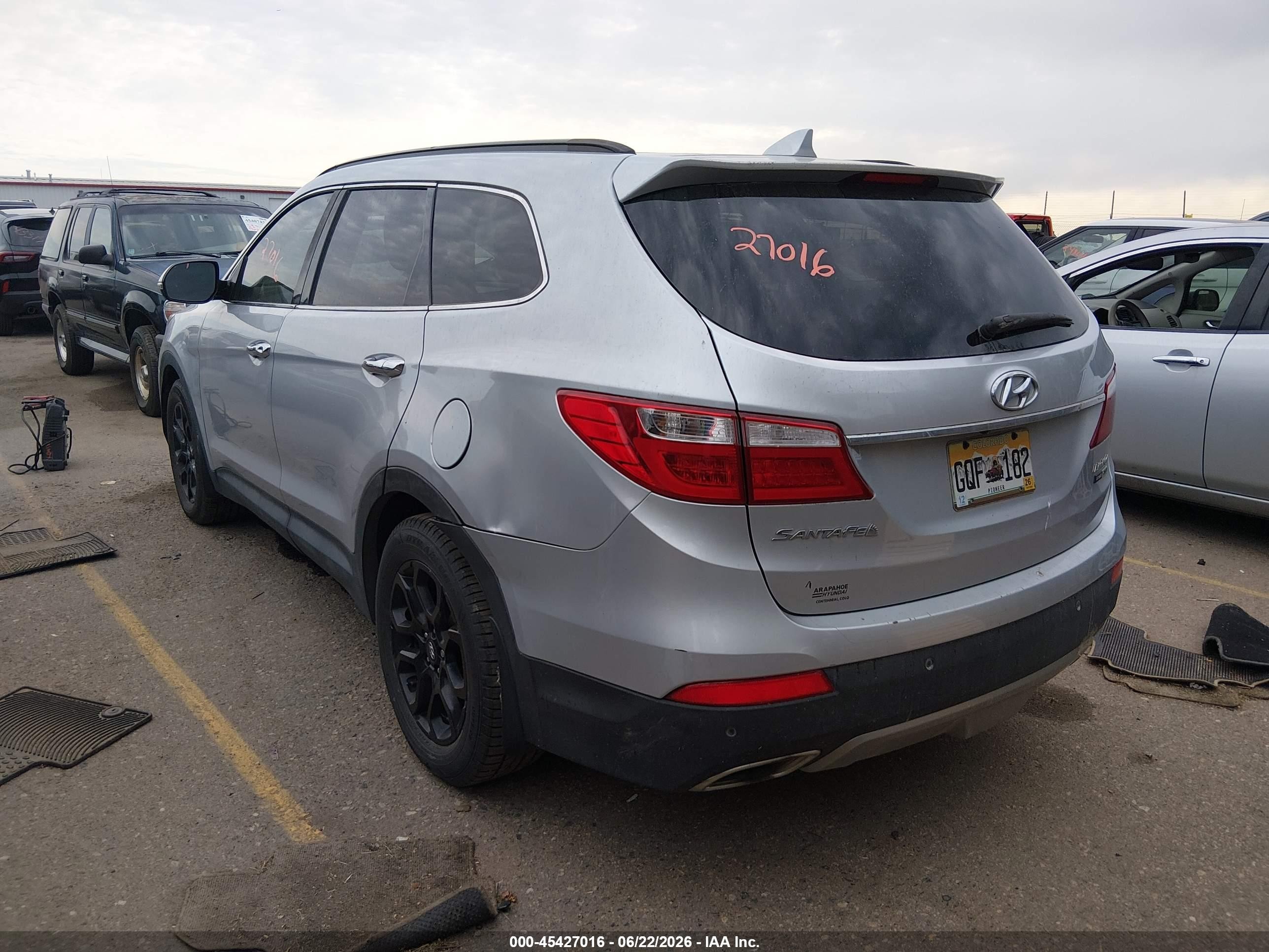 2015 Hyundai Santa Fe Limited Silver vin: KM8SRDHF1FU125701
