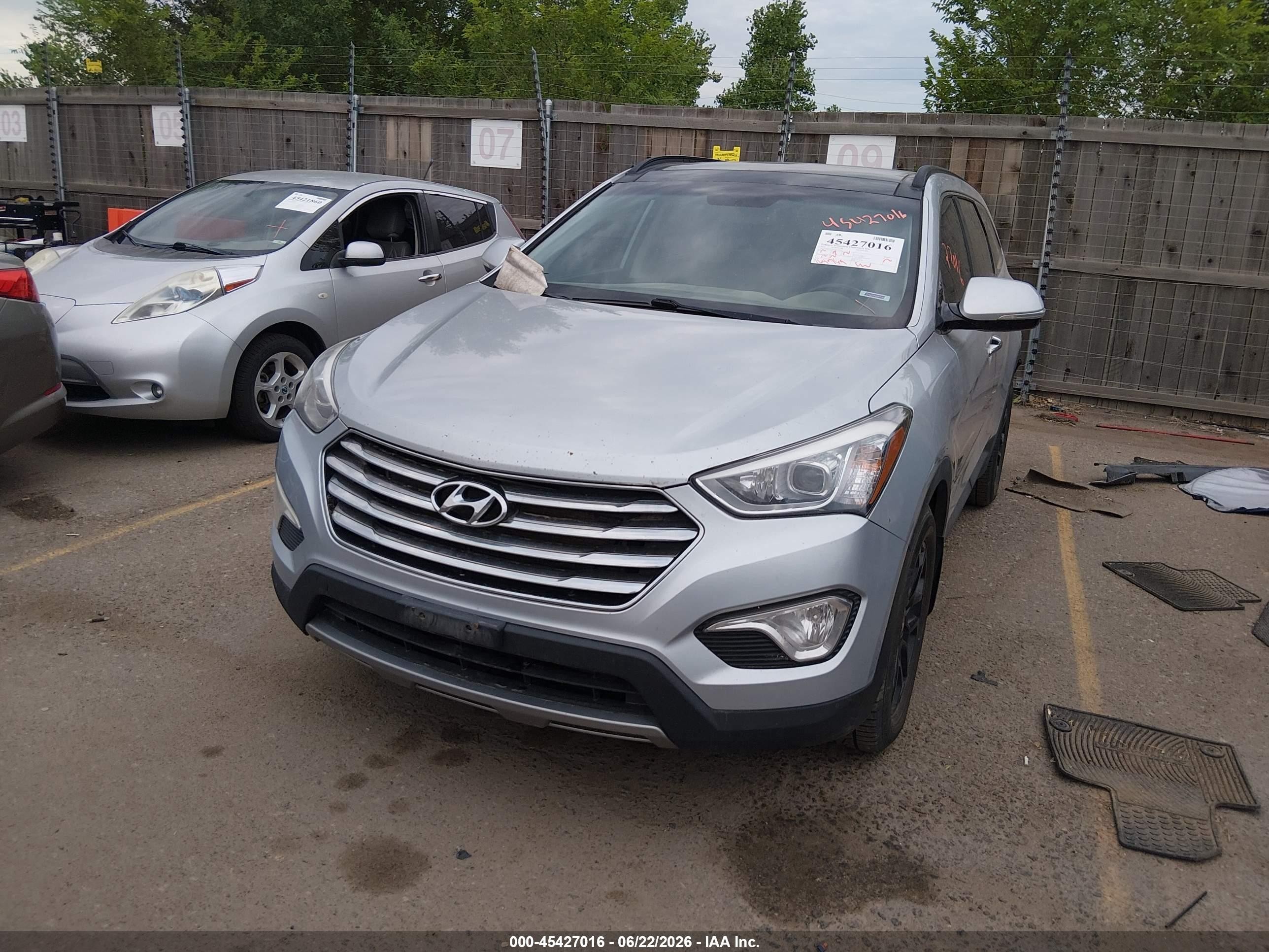 2015 Hyundai Santa Fe Limited Silver vin: KM8SRDHF1FU125701