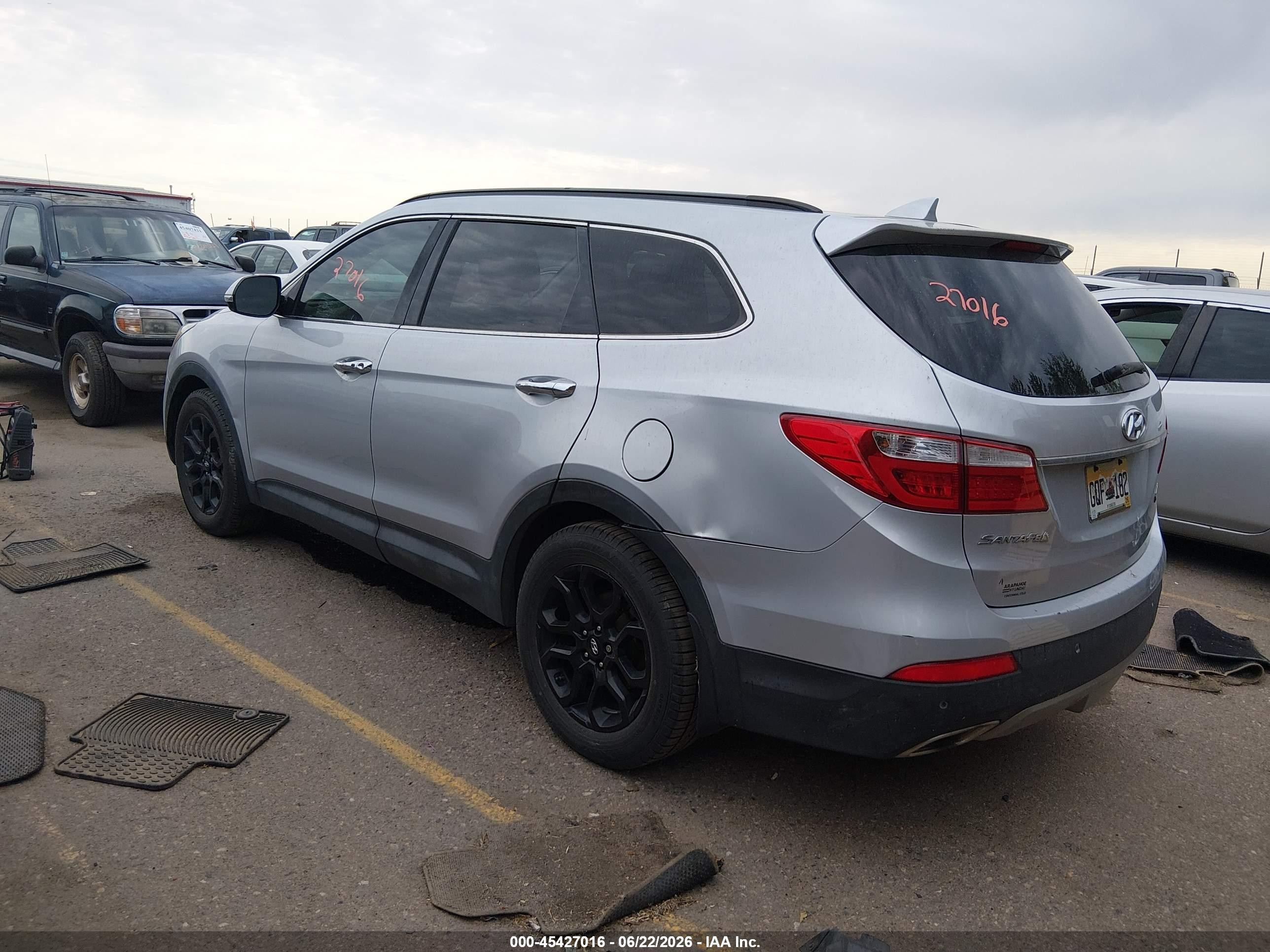 2015 Hyundai Santa Fe Limited Silver vin: KM8SRDHF1FU125701
