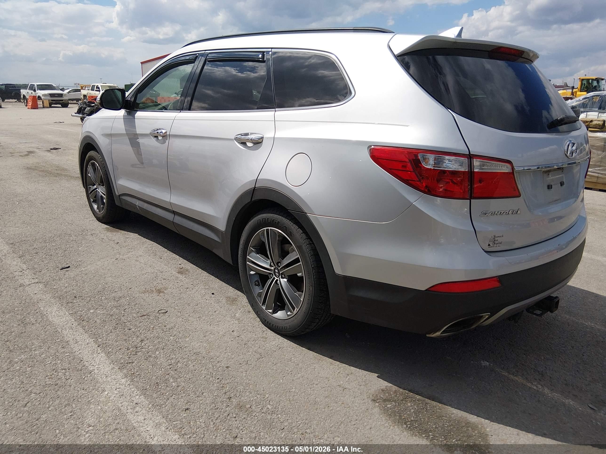 2013 Hyundai Santa Fe Limited Silver vin: KM8SRDHF2DU008223