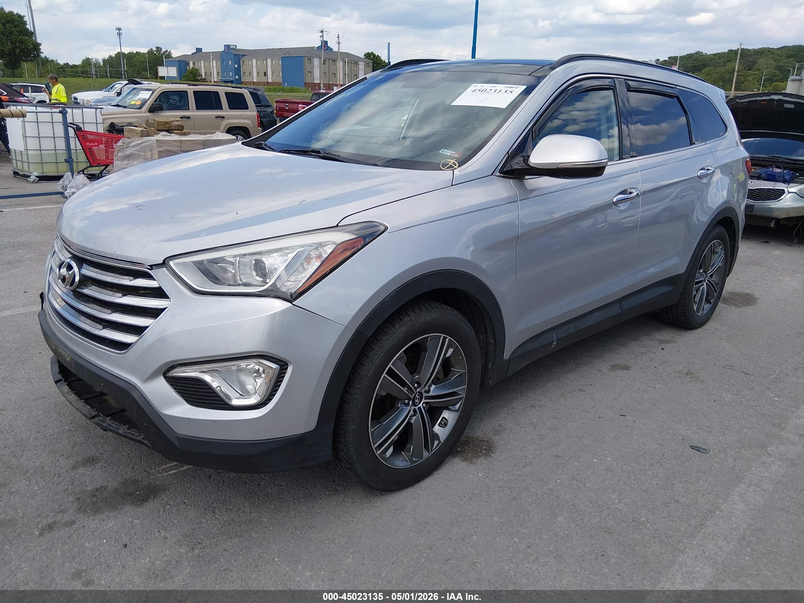 2013 Hyundai Santa Fe Limited Silver vin: KM8SRDHF2DU008223