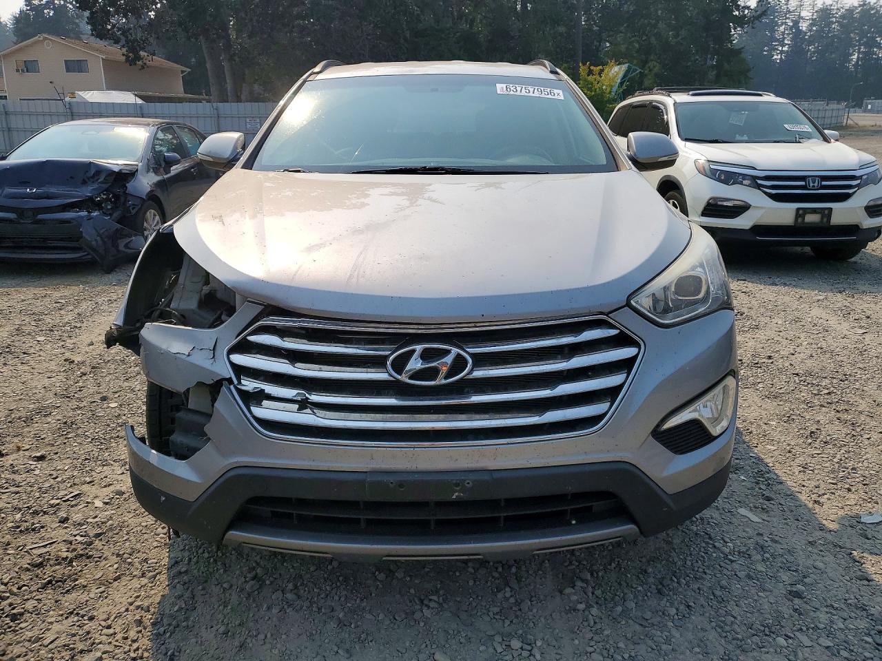 2013 Hyundai Santa Fe Limited Silver vin: KM8SRDHF2DU009419
