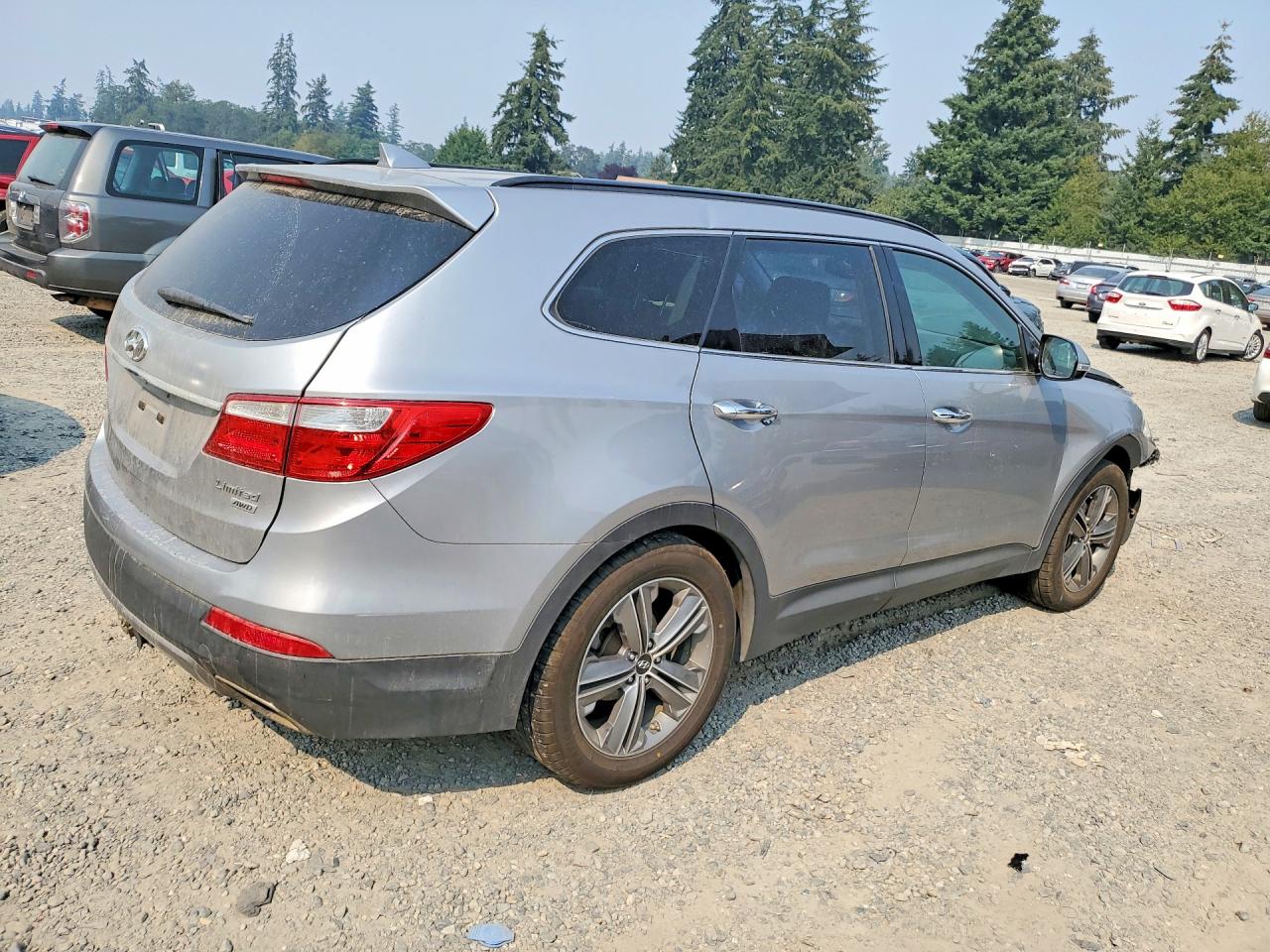 2013 Hyundai Santa Fe Limited Silver vin: KM8SRDHF2DU009419