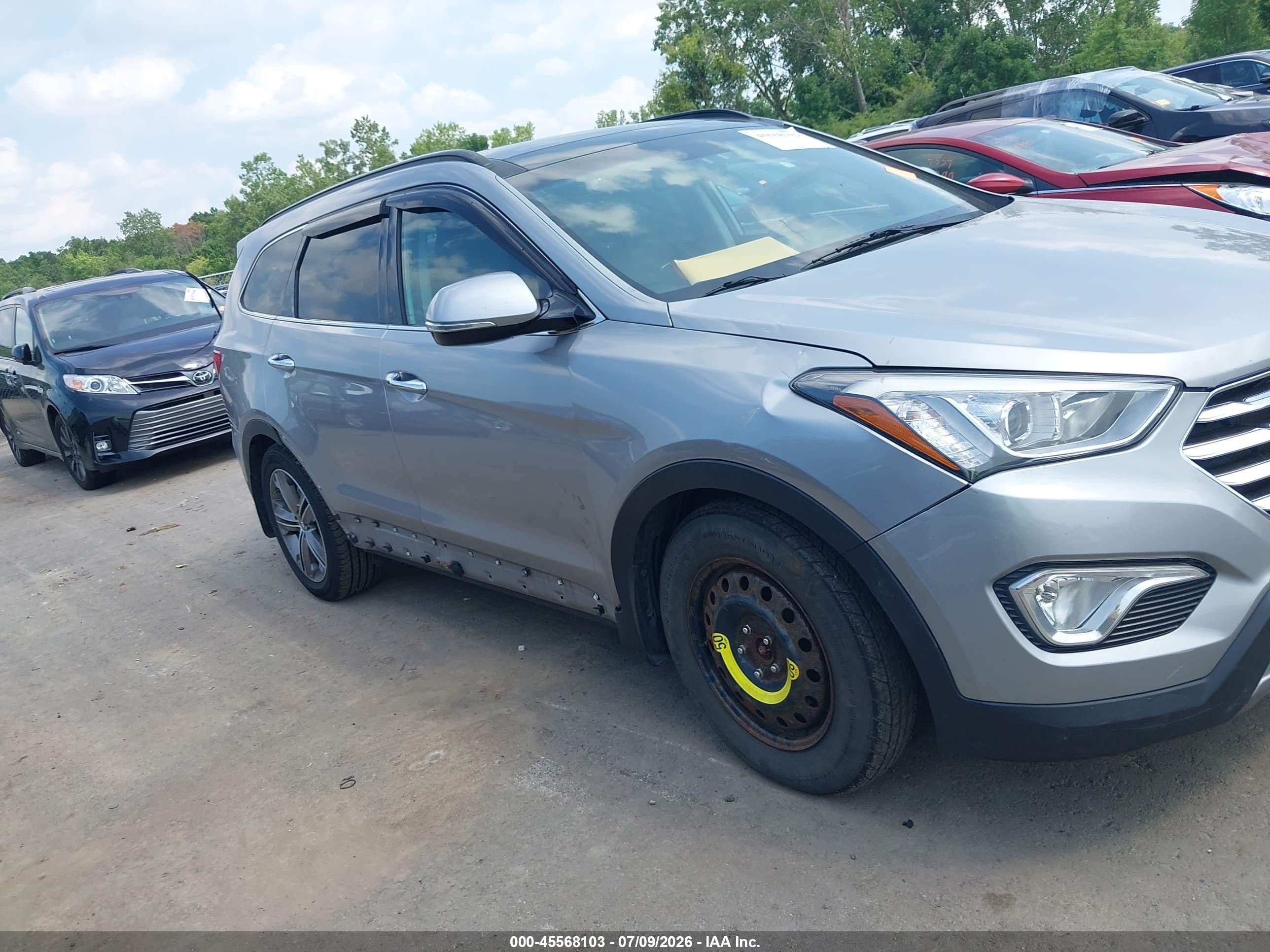 2014 Hyundai Santa Fe Limited Silver vin: KM8SRDHF2EU081321