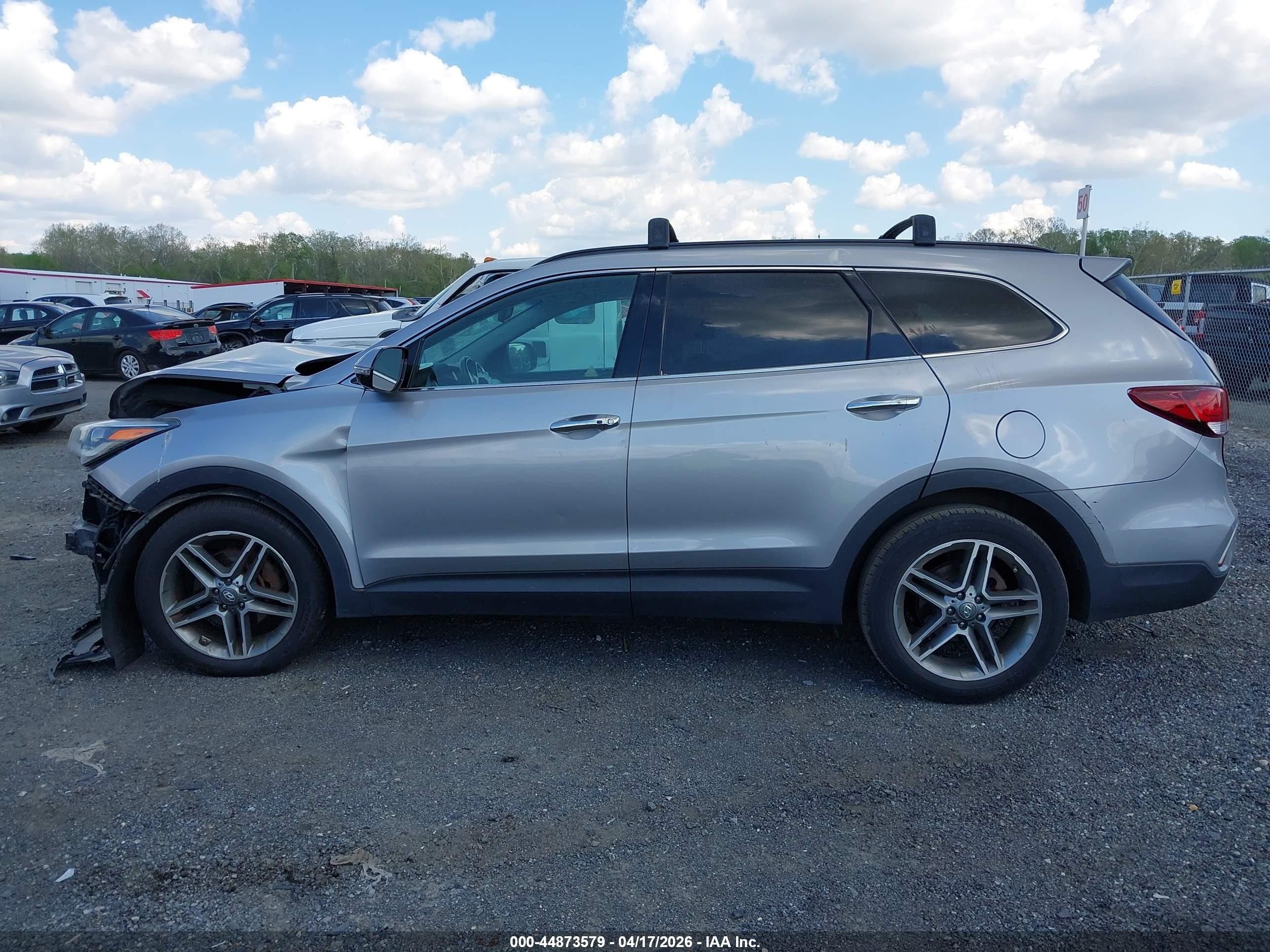 2017 Hyundai Santa Fe Se Ultimate Серый vin: KM8SRDHF2HU230069