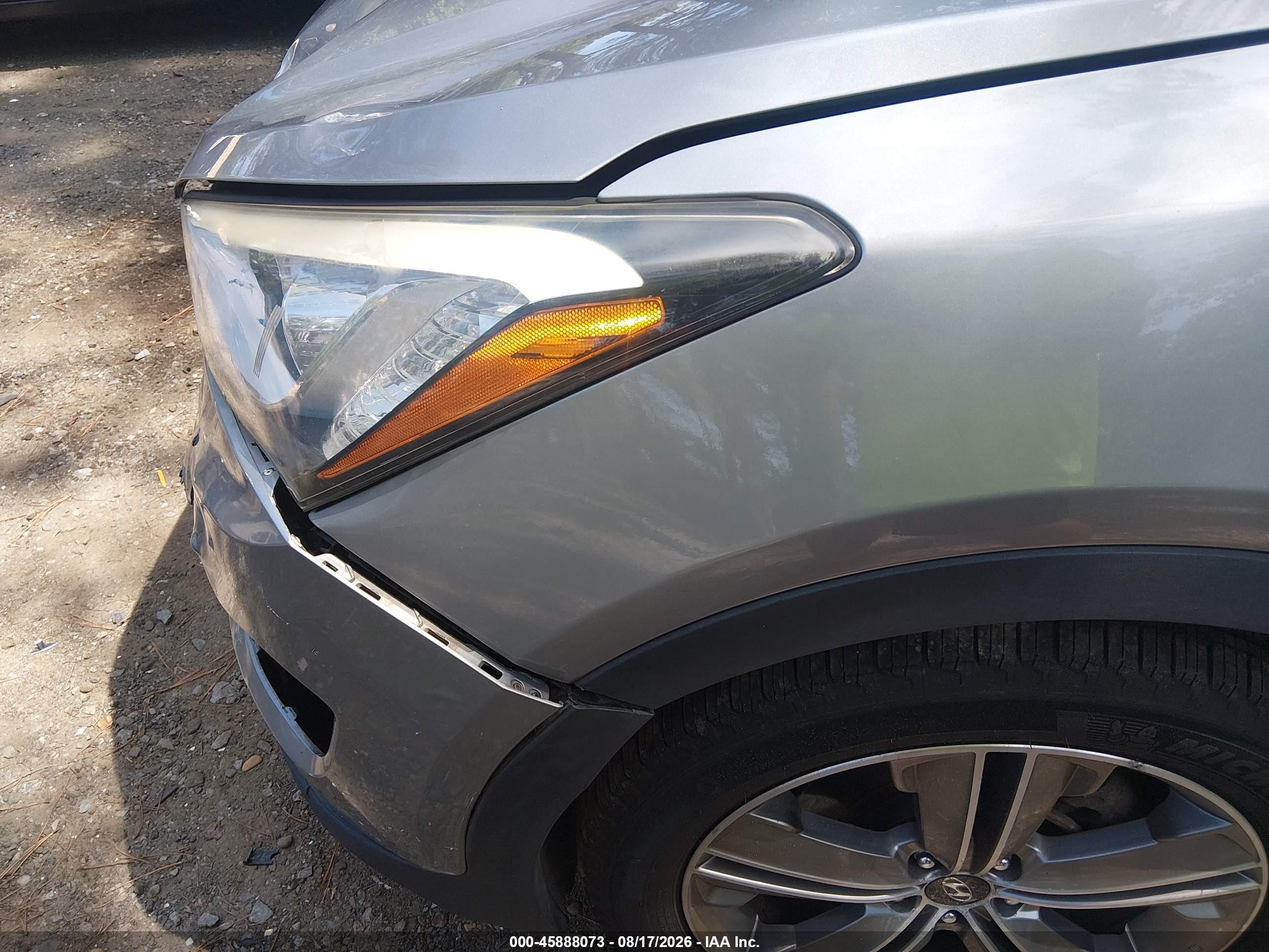 2013 Hyundai Santa Fe Limited Silver vin: KM8SRDHF3DU006013