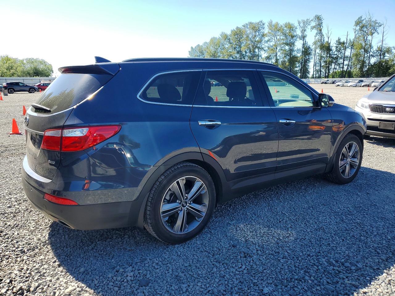 2014 Hyundai Santa Fe Gls Gray vin: KM8SRDHF3EU068609