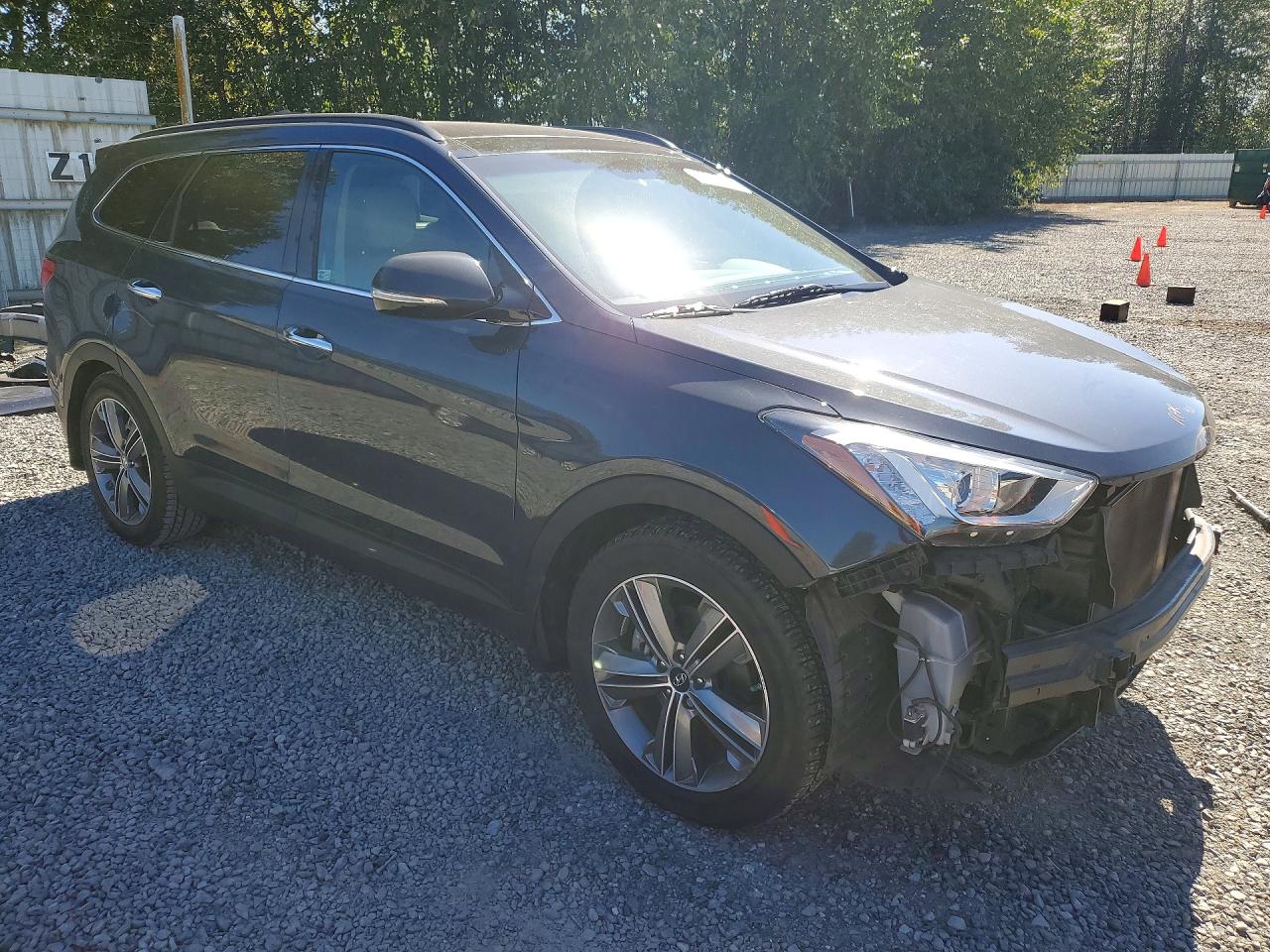2014 Hyundai Santa Fe Gls Gray vin: KM8SRDHF3EU068609