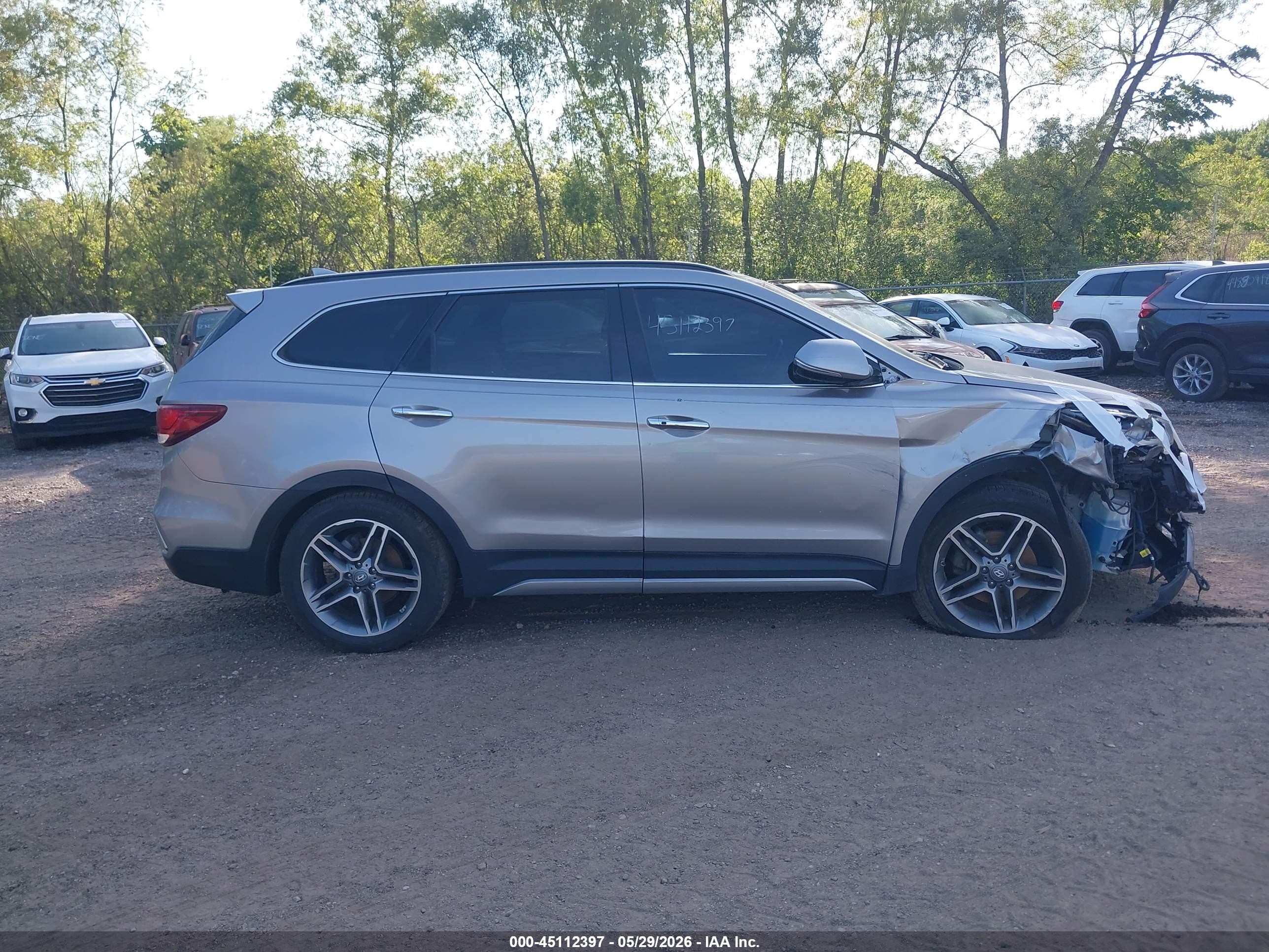 2017 Hyundai Santa Fe Limited Ultimate Gray vin: KM8SRDHF3HU177446