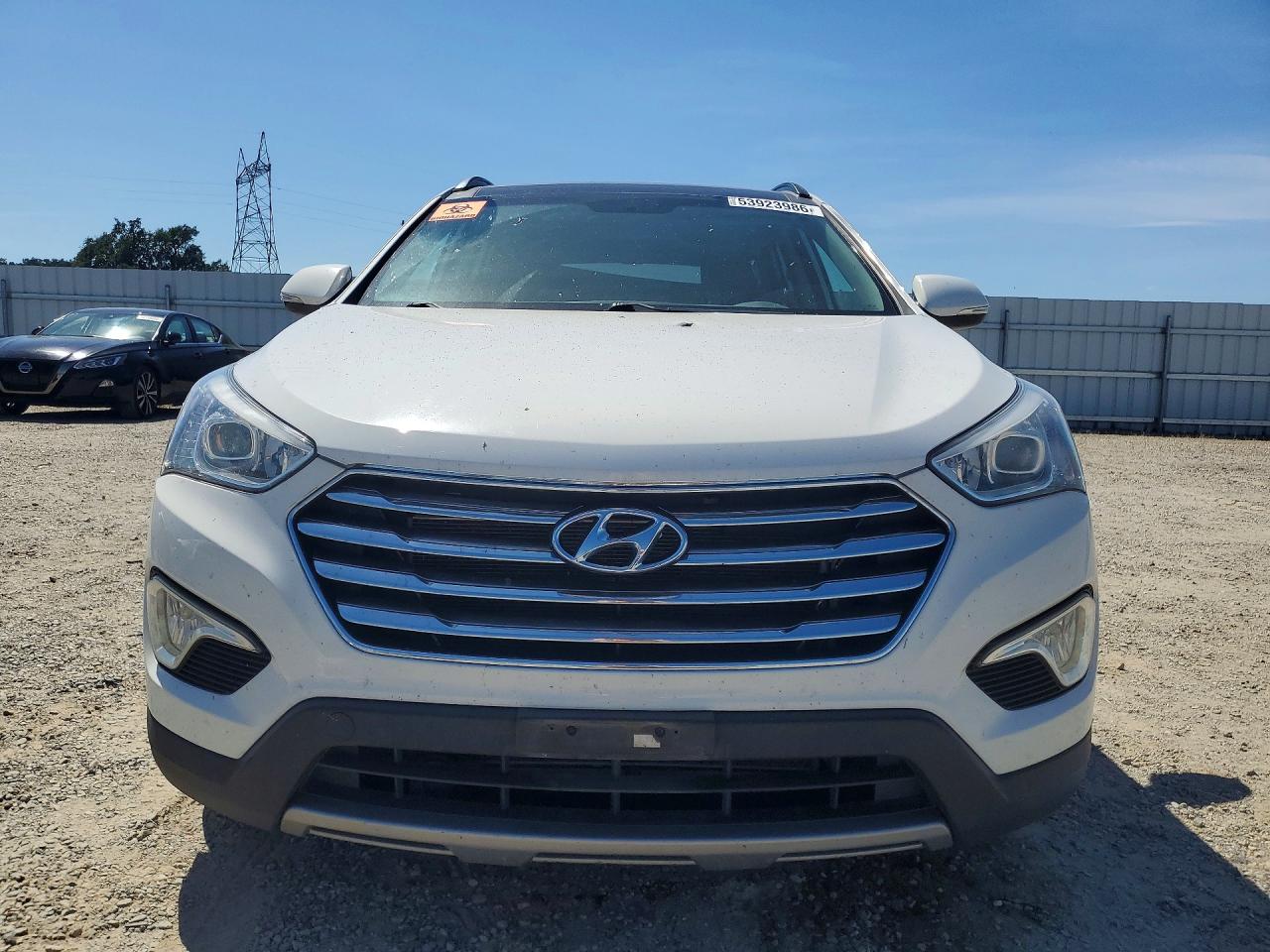 2014 Hyundai Santa Fe Limited White vin: KM8SRDHF4EU088187