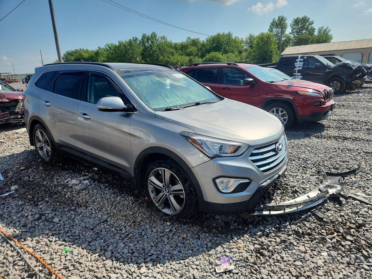 2015 Hyundai Santa Fe Limited Silver vin: KM8SRDHF4FU100811