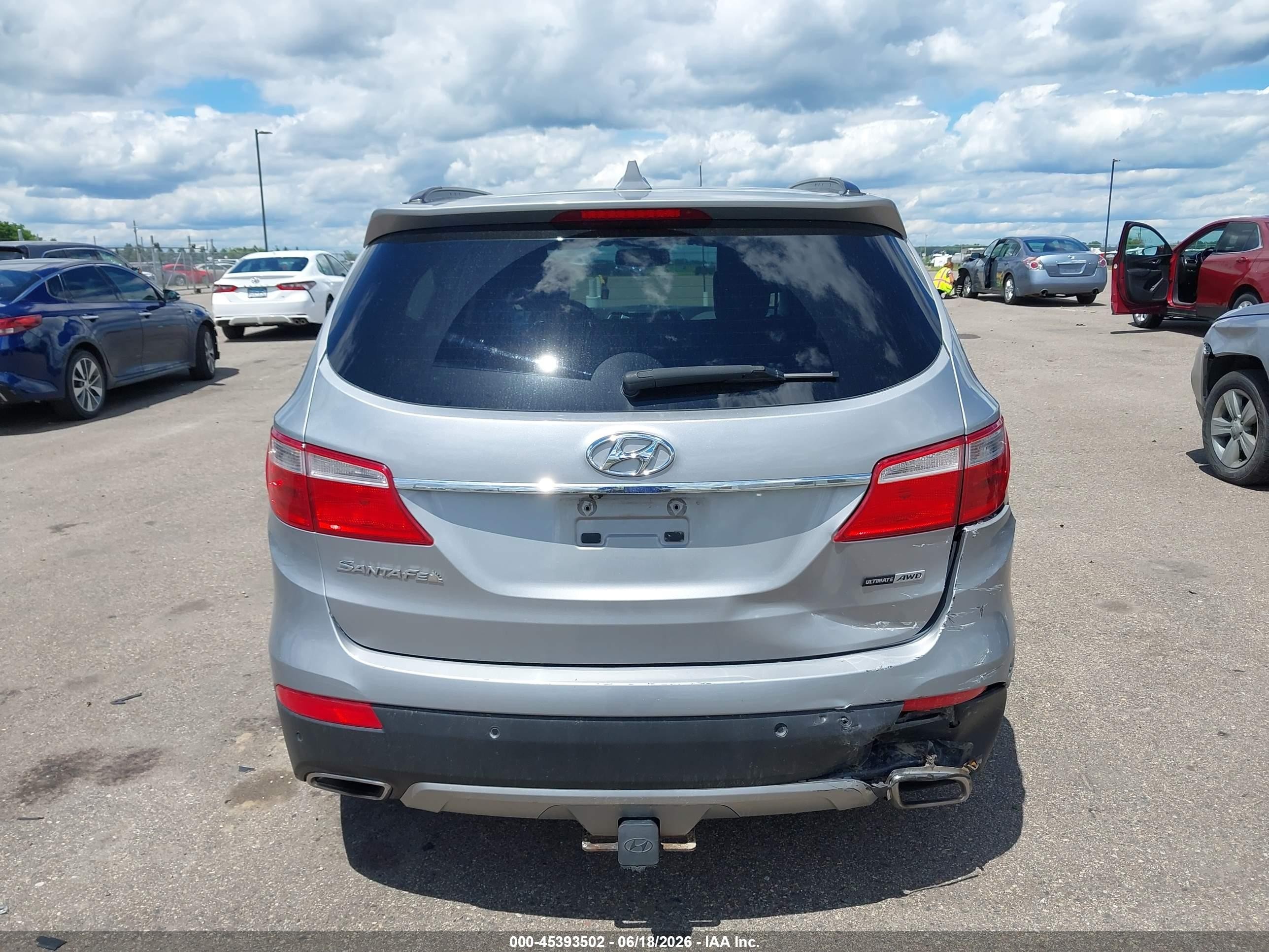 2015 Hyundai Santa Fe Gls Серебряный vin: KM8SRDHF4FU120976