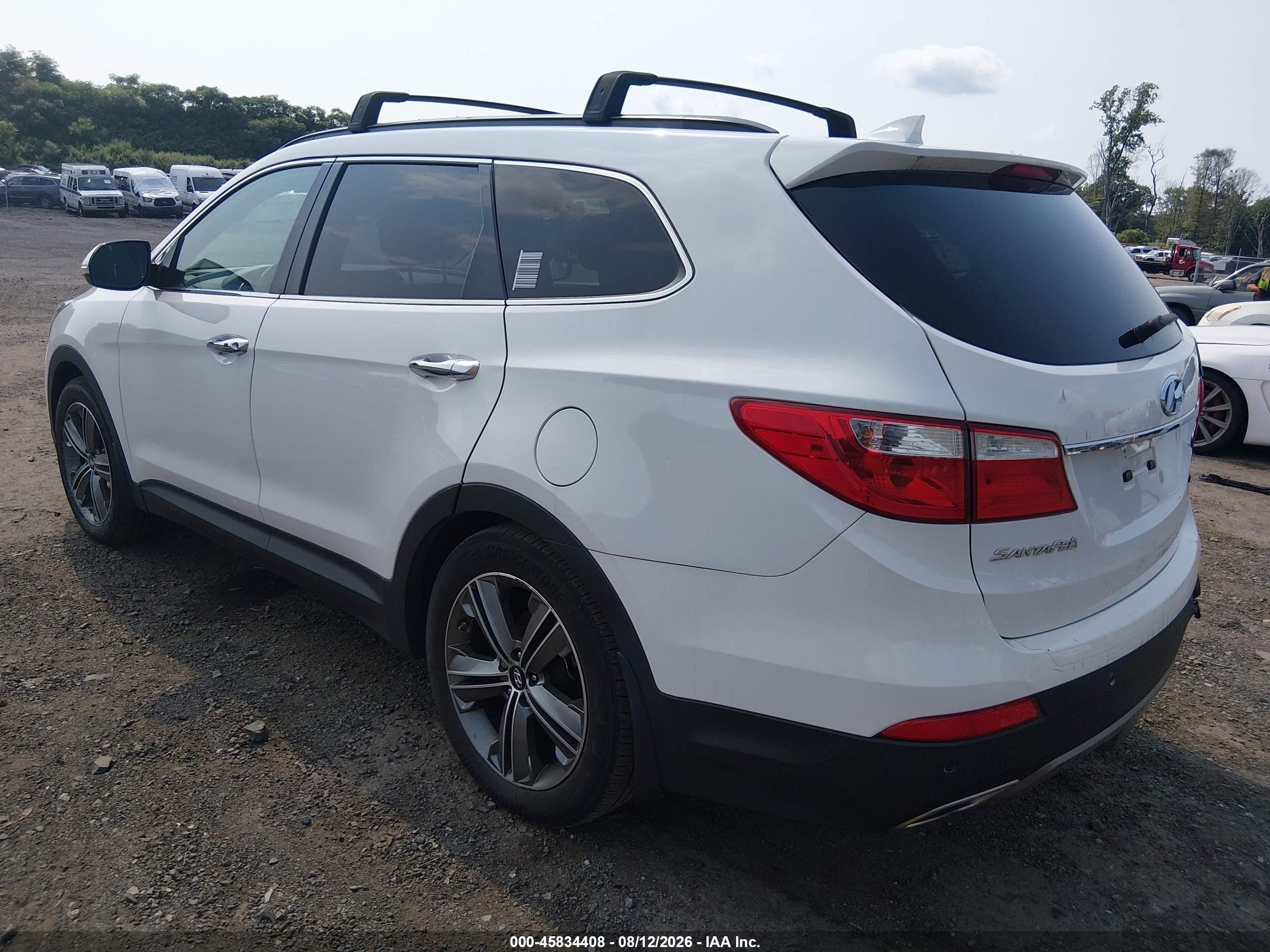 2015 Hyundai Santa Fe Gls White vin: KM8SRDHF4FU128995