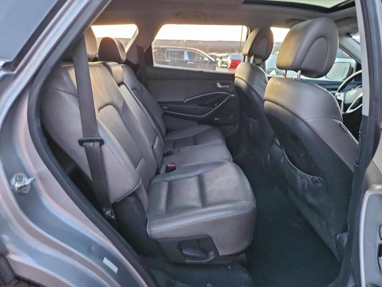 2015 Hyundai Santa Fe Gls Silver vin: KM8SRDHF5FU106827