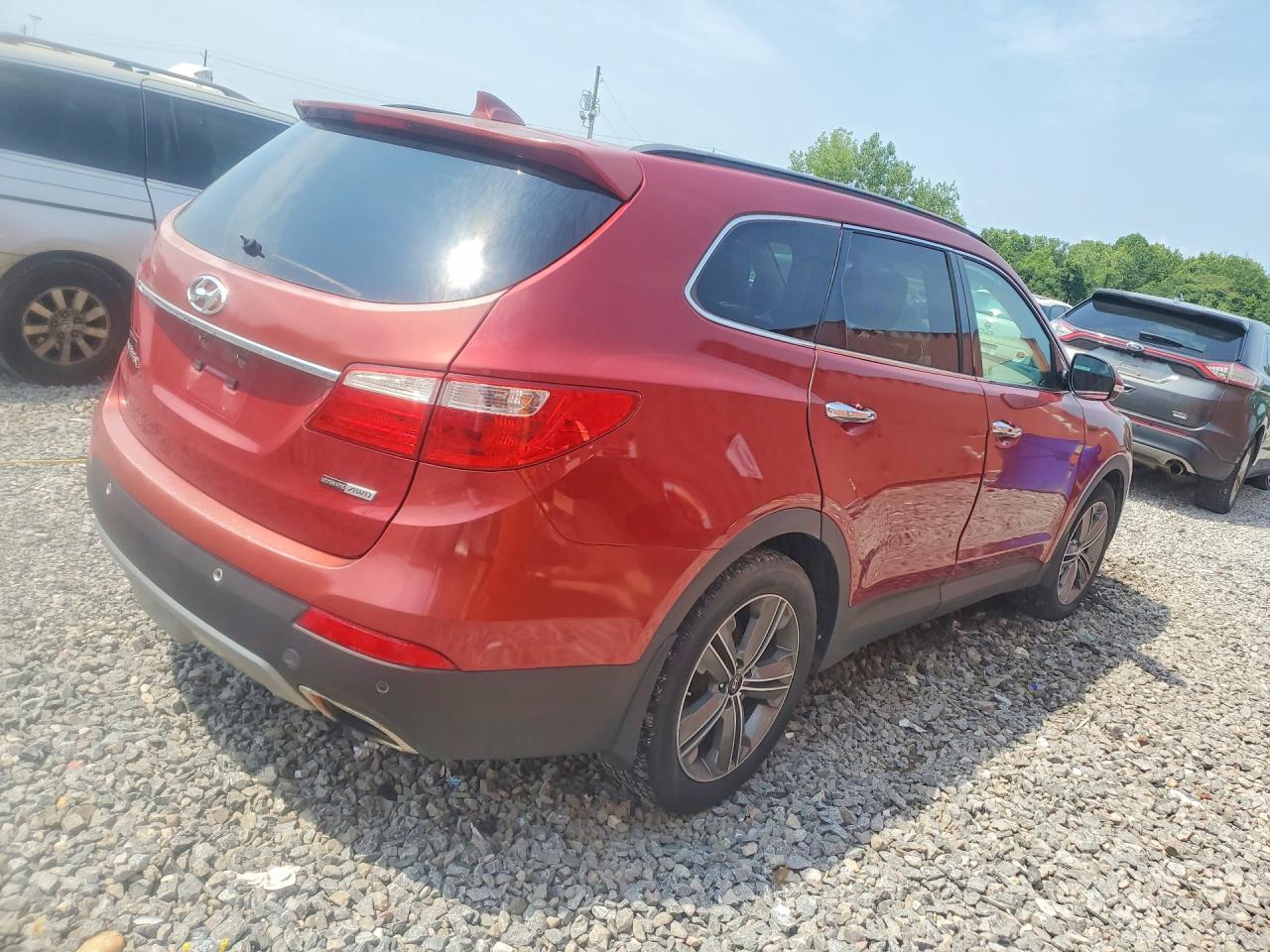 2015 Hyundai Santa Fe Gls Red vin: KM8SRDHF5FU115950