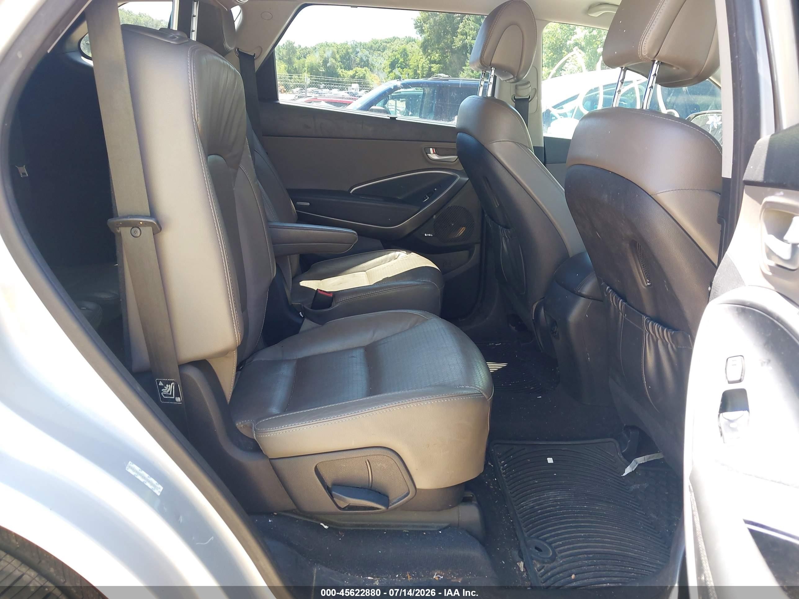 2014 Hyundai Santa Fe Limited Silver vin: KM8SRDHF6EU087400