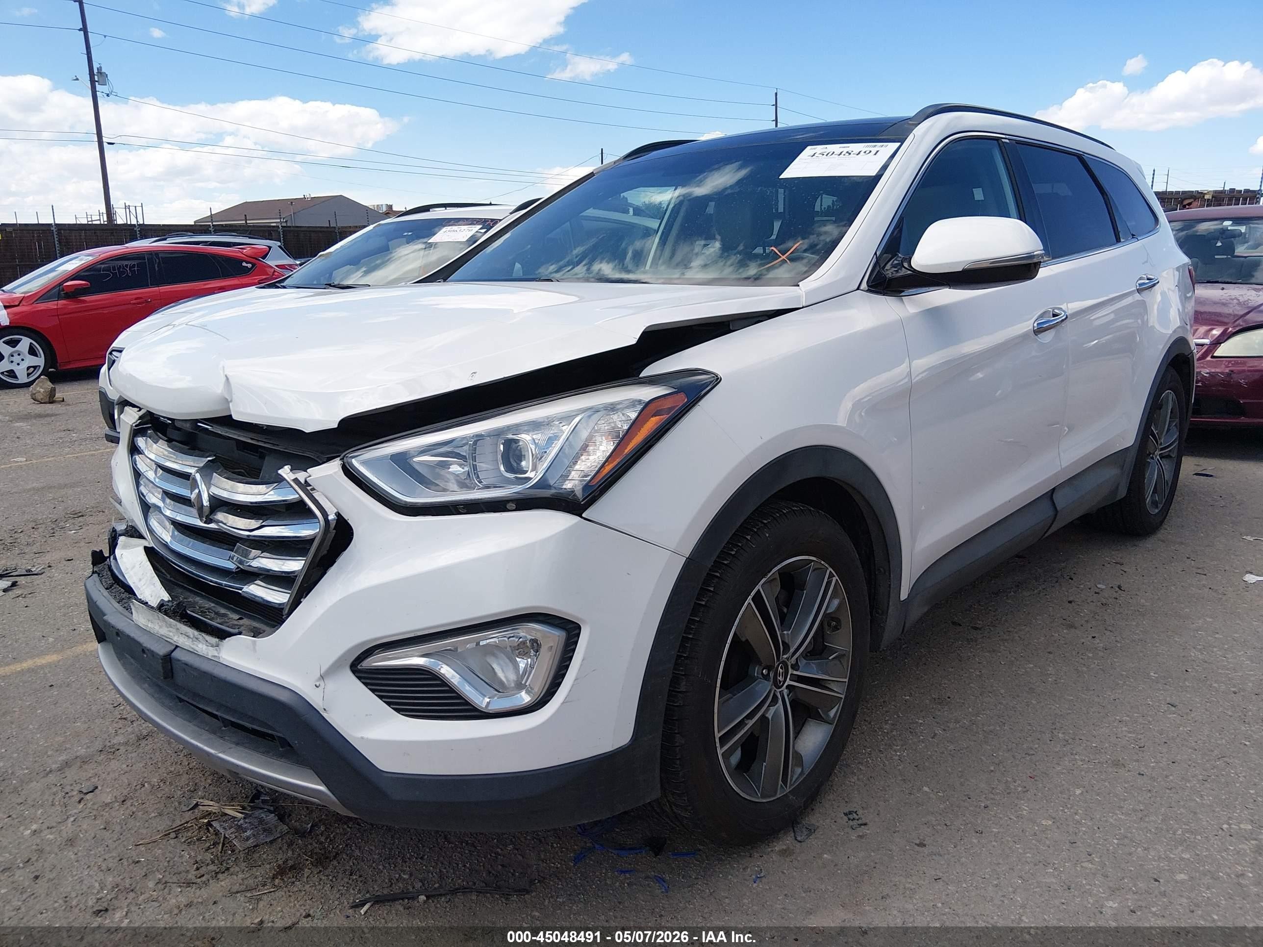 2015 Hyundai Santa Fe Gls White vin: KM8SRDHF6FU109302