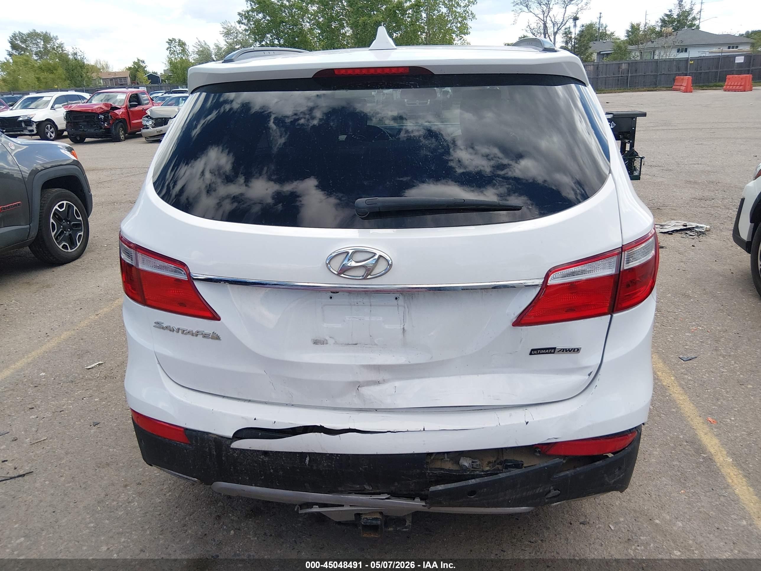 2015 Hyundai Santa Fe Gls White vin: KM8SRDHF6FU109302
