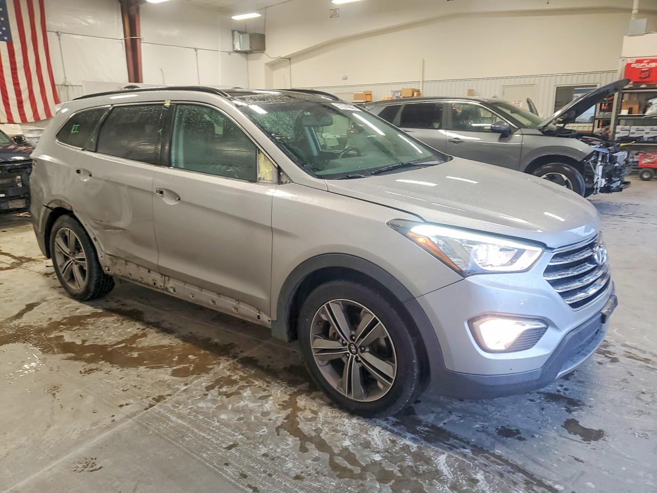 2013 Hyundai Santa Fe Limited Silver vin: KM8SRDHF7DU013269