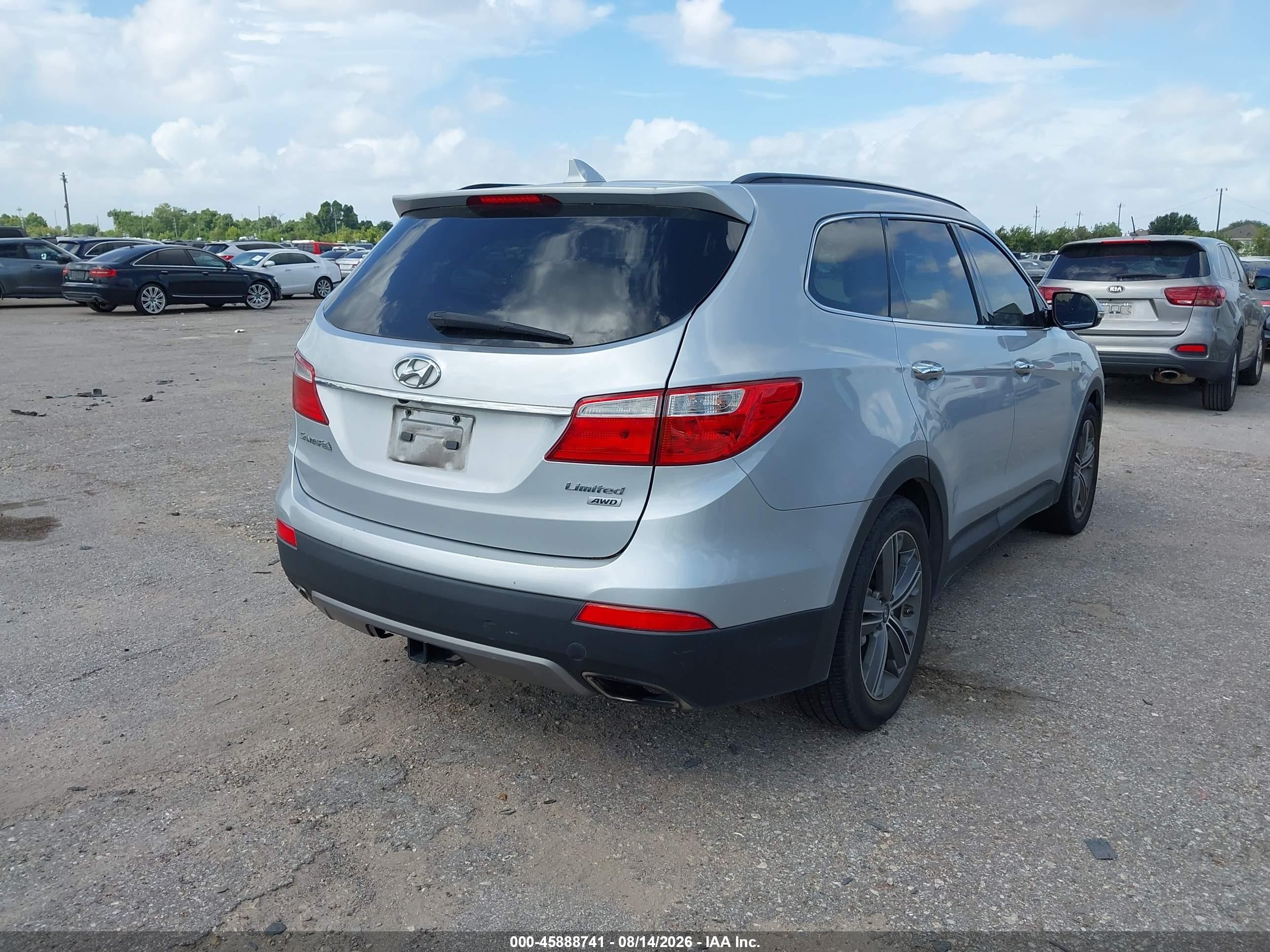 2013 Hyundai Santa Fe Limited Серебряный vin: KM8SRDHF7DU014258