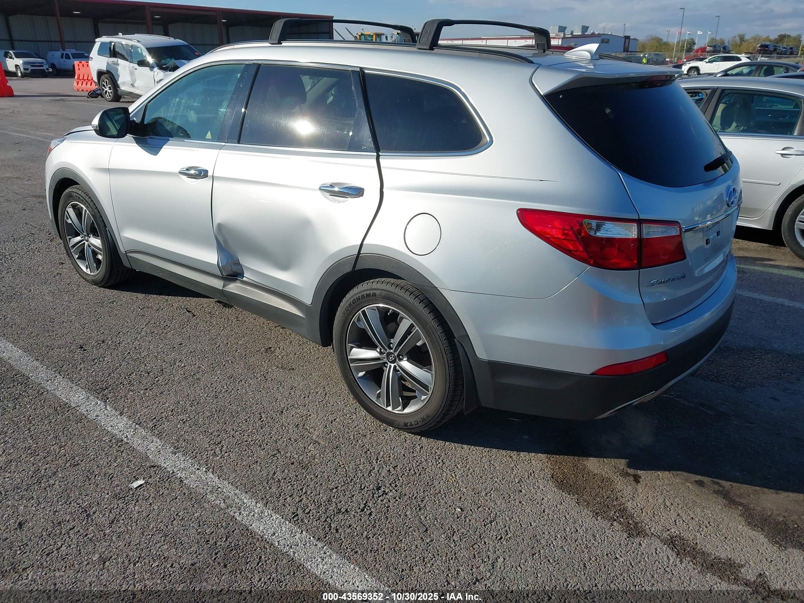 2015 Hyundai Santa Fe Gls Silver vin: KM8SRDHF7FU106604