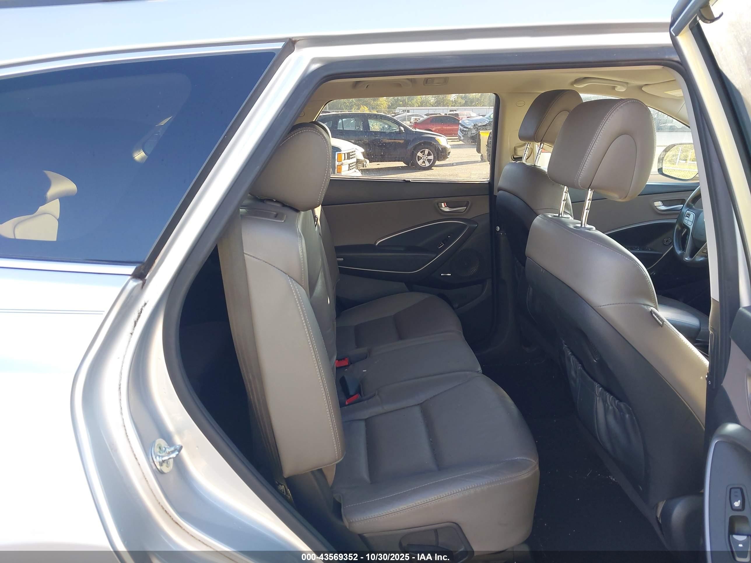 2015 Hyundai Santa Fe Gls Silver vin: KM8SRDHF7FU106604