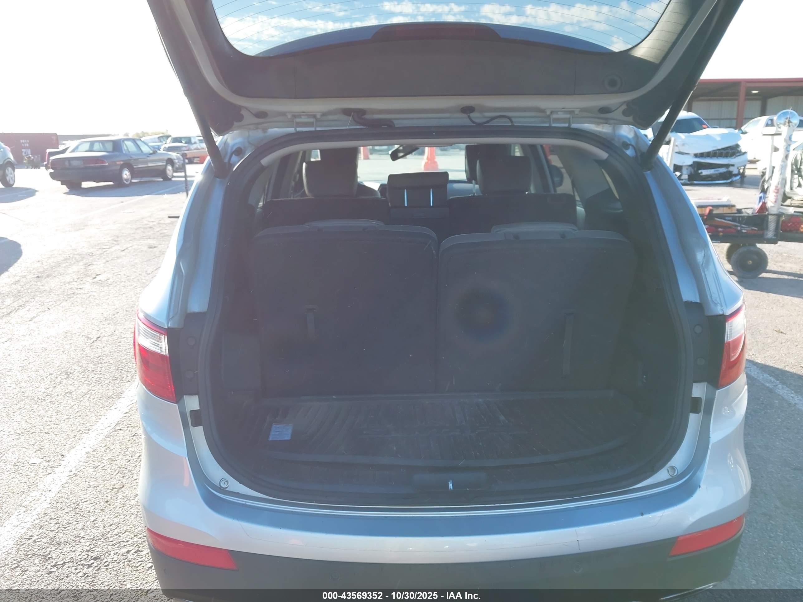 2015 Hyundai Santa Fe Gls Silver vin: KM8SRDHF7FU106604