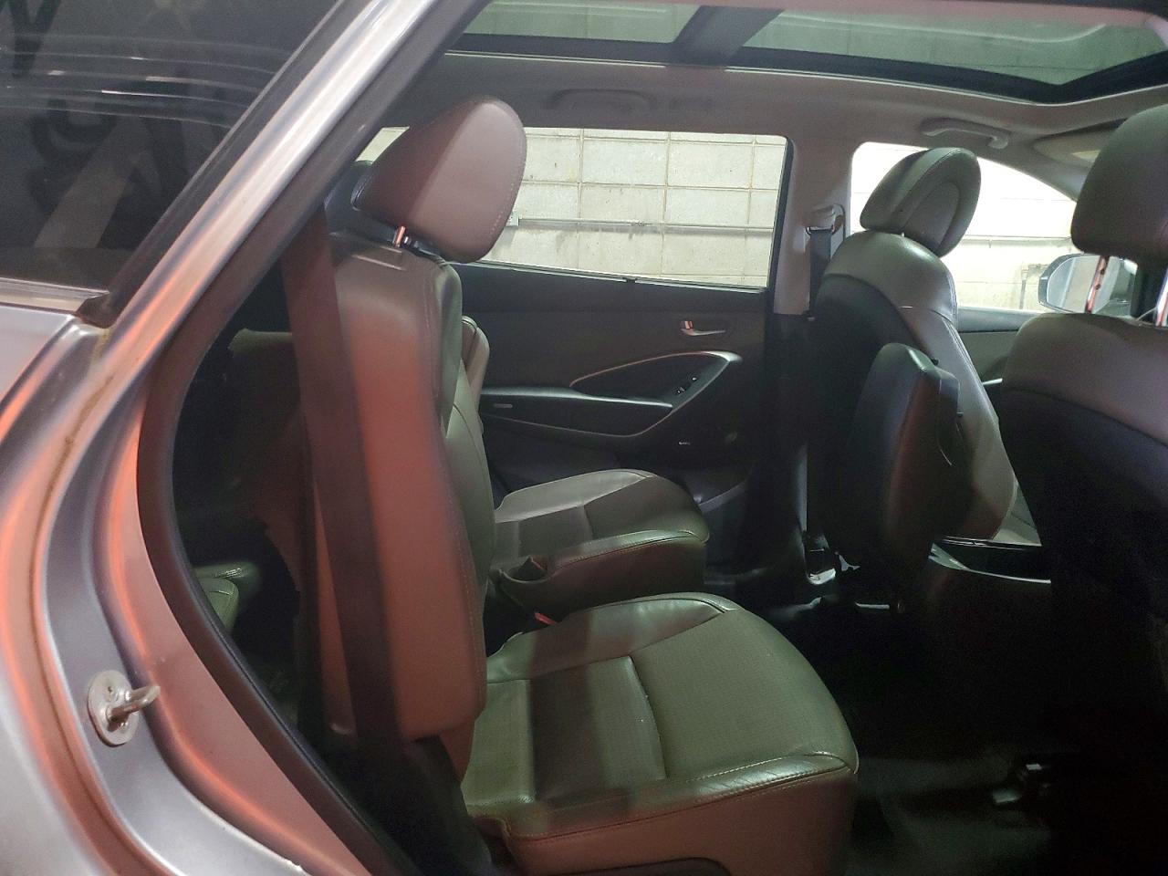 2014 Hyundai Santa Fe Limited Silver vin: KM8SRDHF8EU071893