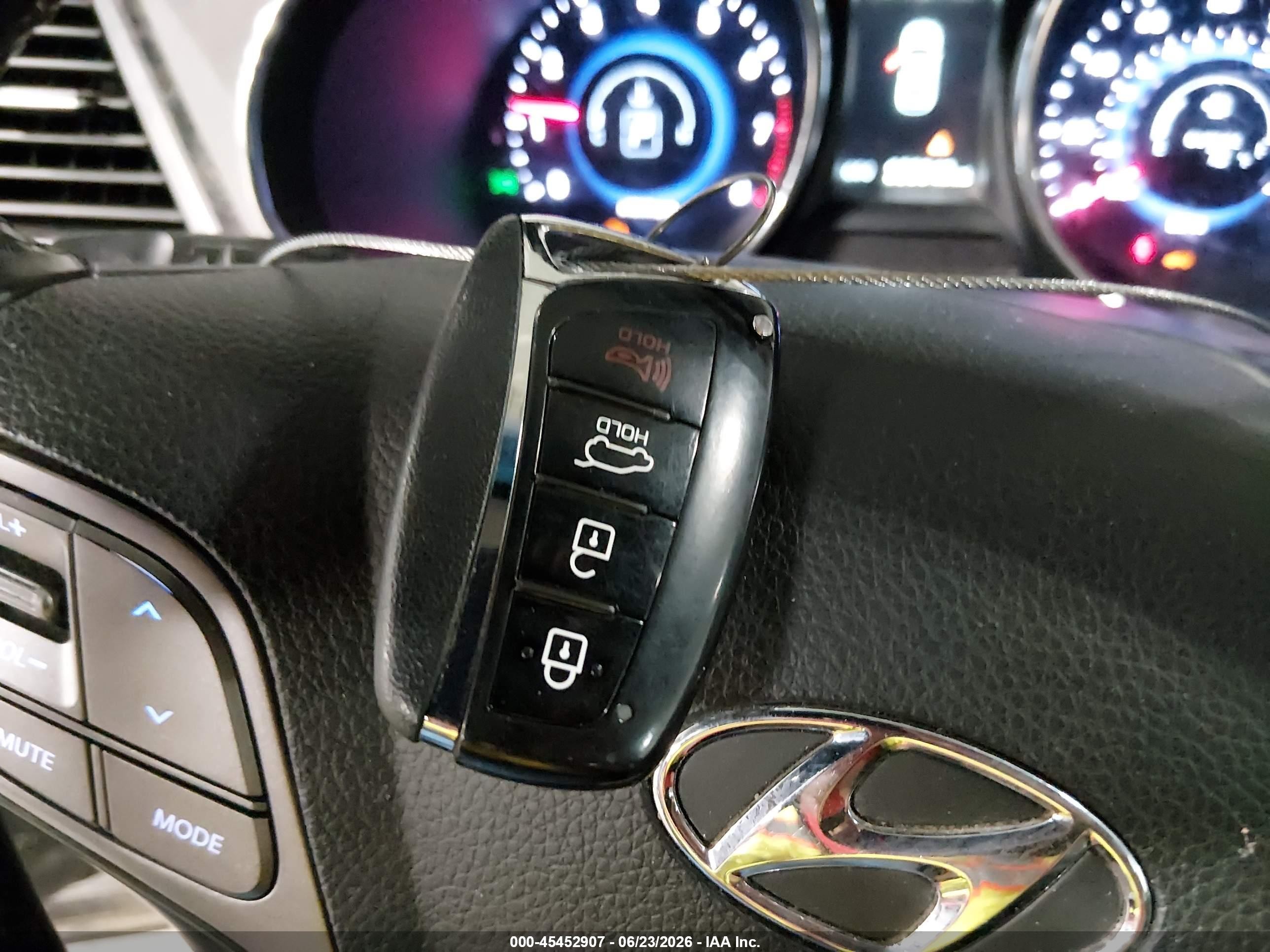 2015 Hyundai Santa Fe Limited Серый vin: KM8SRDHF8FU104599