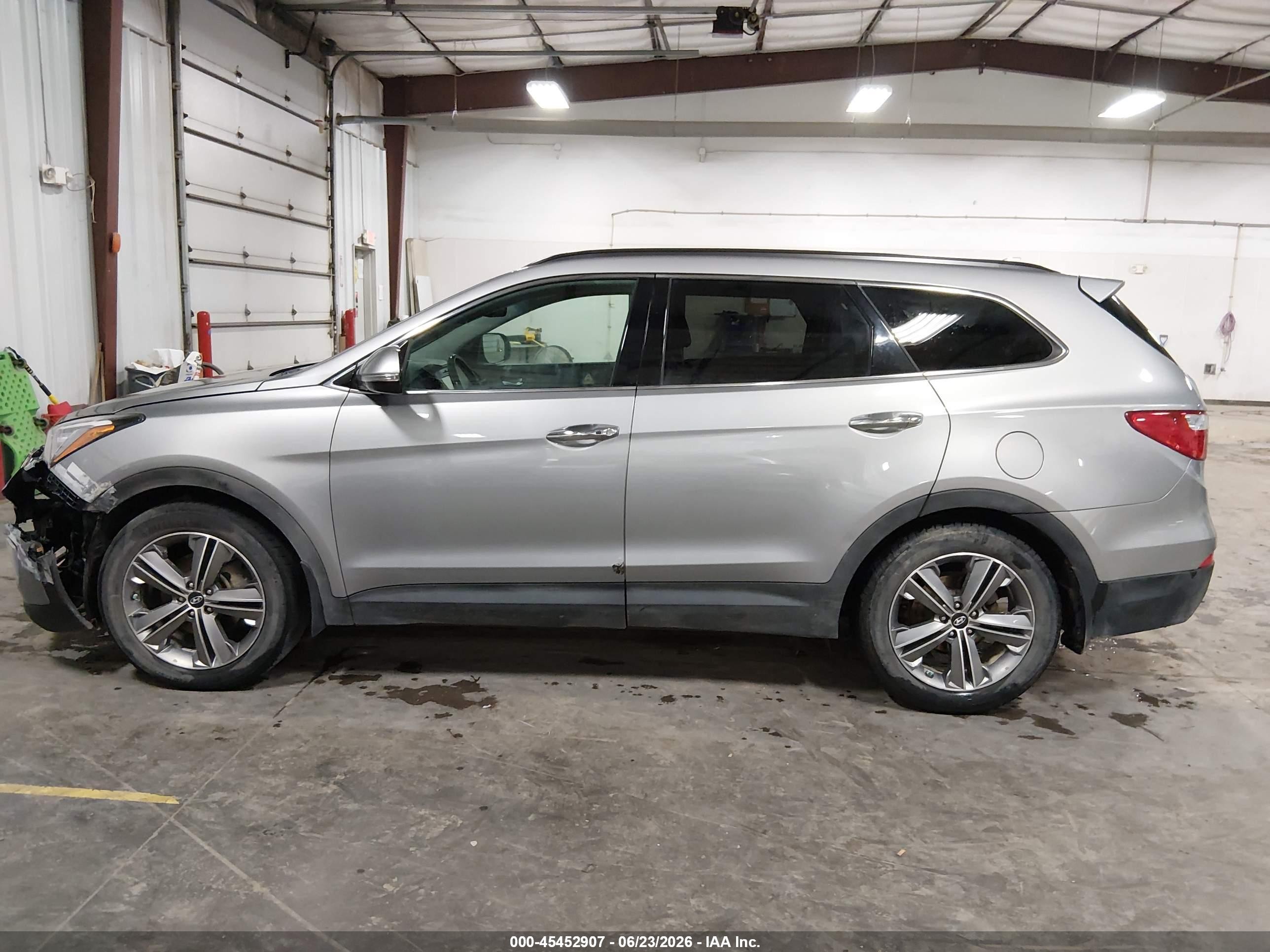 2015 Hyundai Santa Fe Limited Серый vin: KM8SRDHF8FU104599