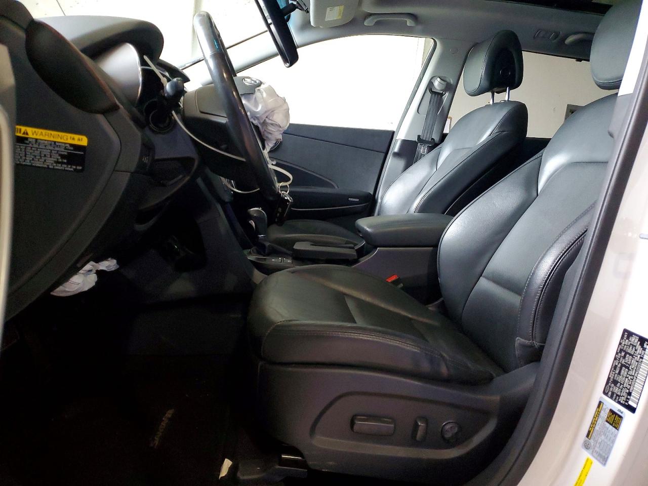 2017 Hyundai Santa Fe Limited Ultimate White vin: KM8SRDHF8HU203376