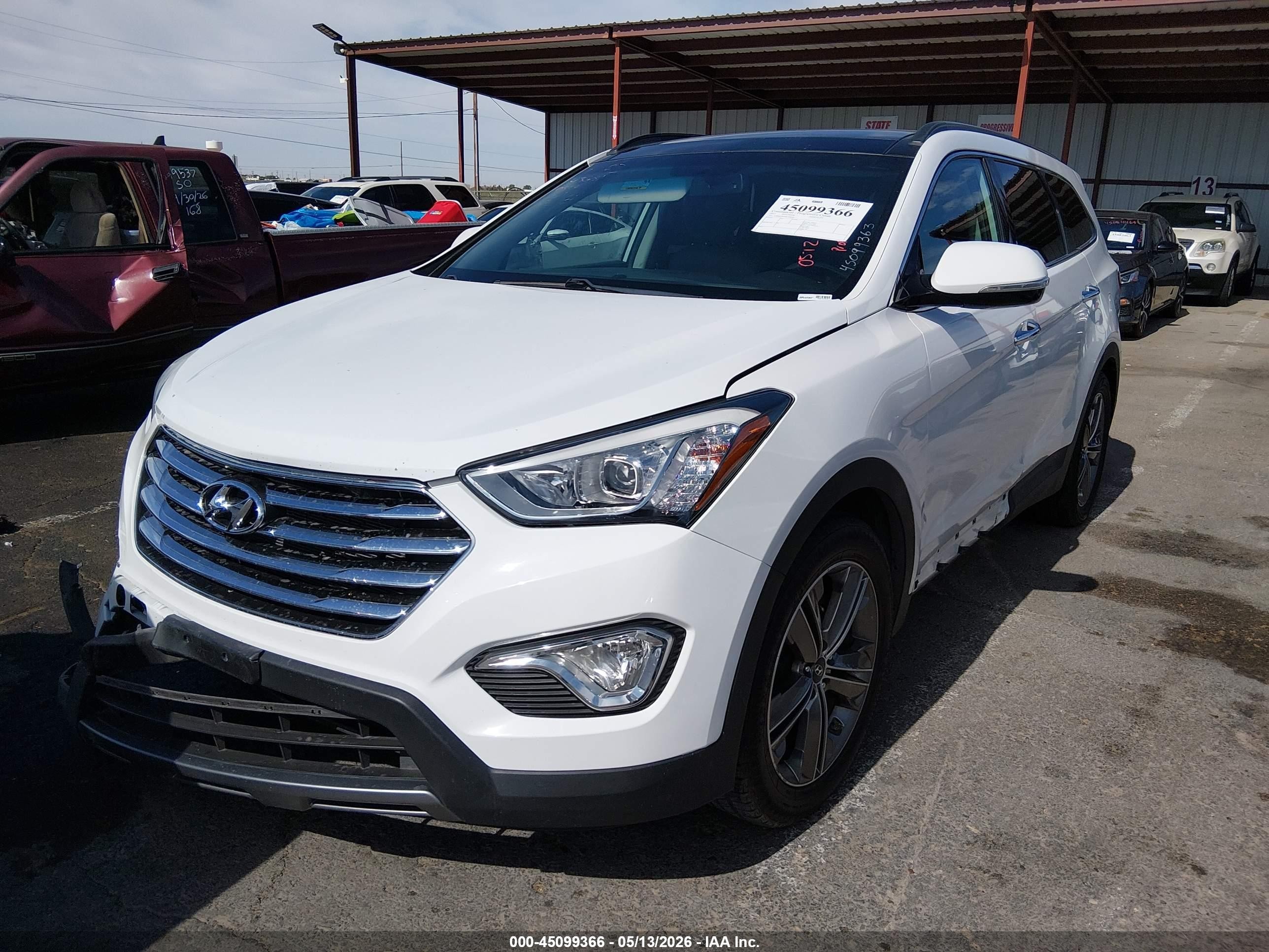2013 Hyundai Santa Fe Limited White vin: KM8SRDHF9DU000944