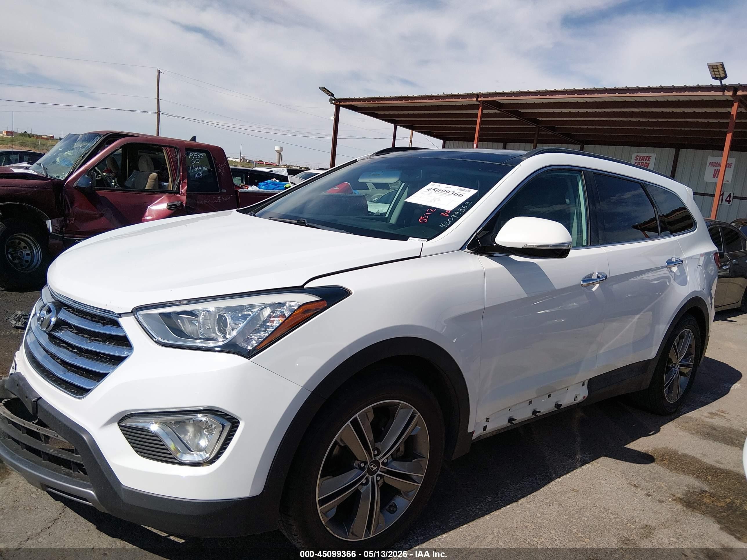 2013 Hyundai Santa Fe Limited White vin: KM8SRDHF9DU000944