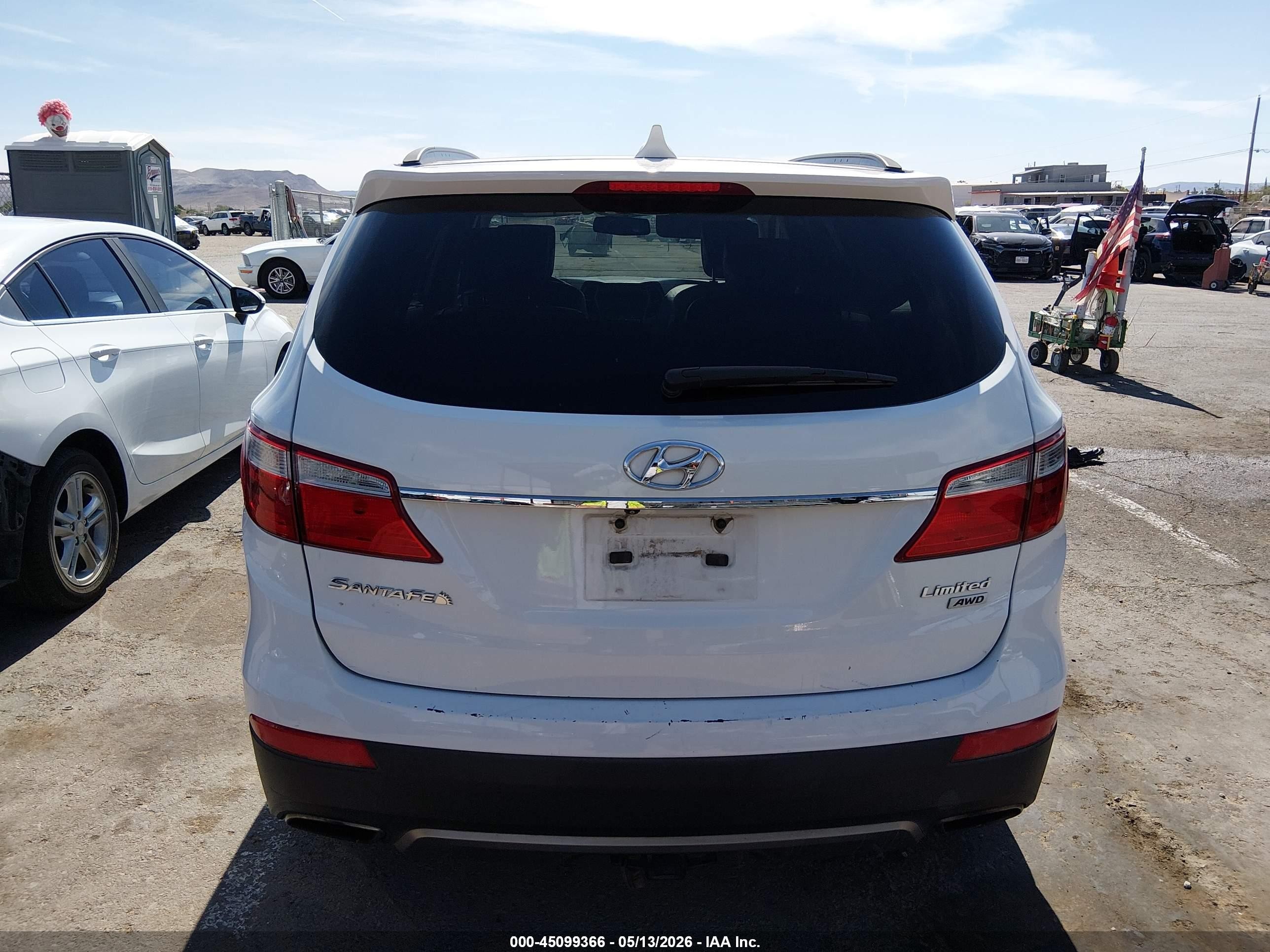 2013 Hyundai Santa Fe Limited White vin: KM8SRDHF9DU000944