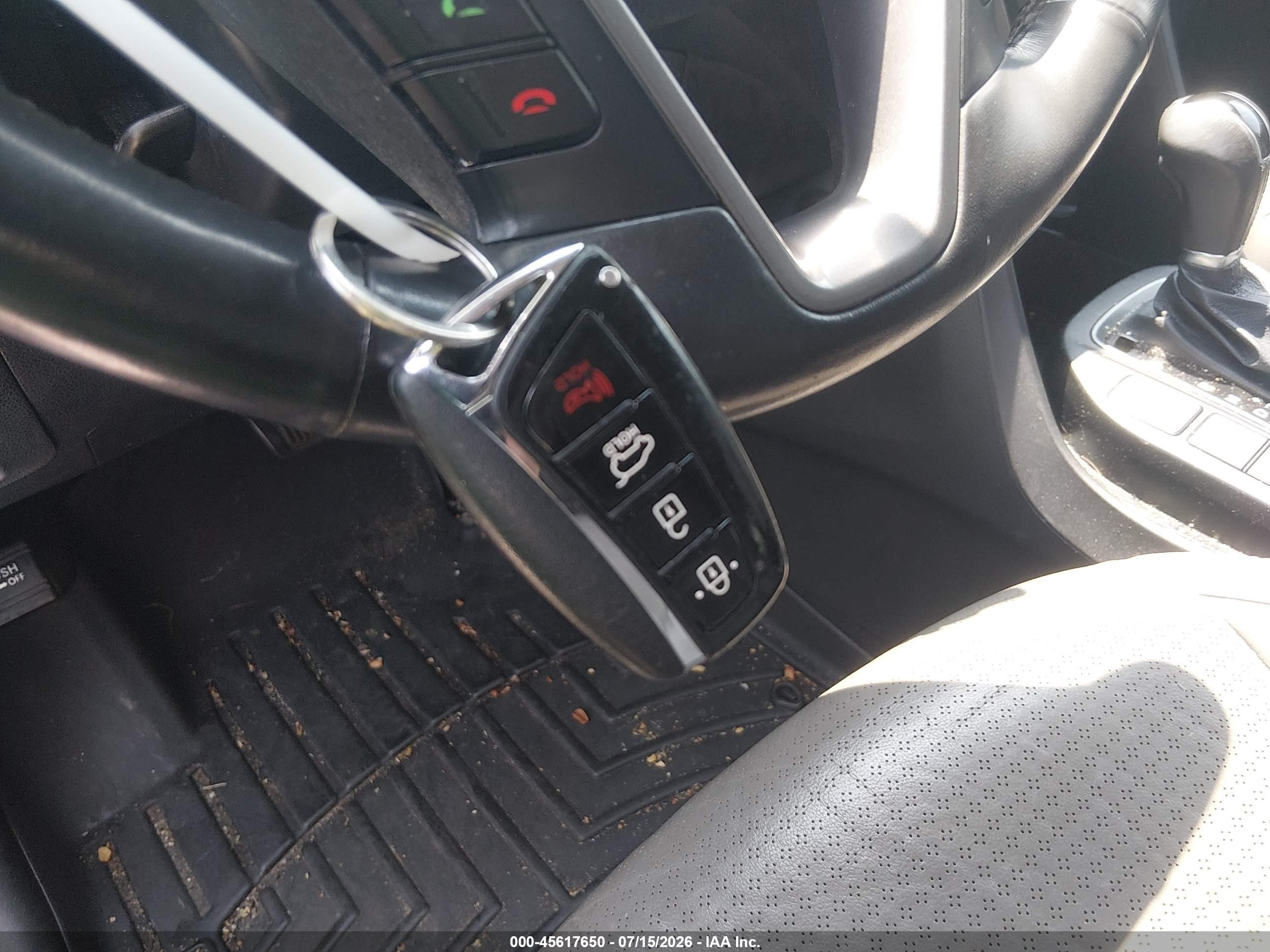 2013 Hyundai Santa Fe Limited Gray vin: KM8SRDHF9DU004668