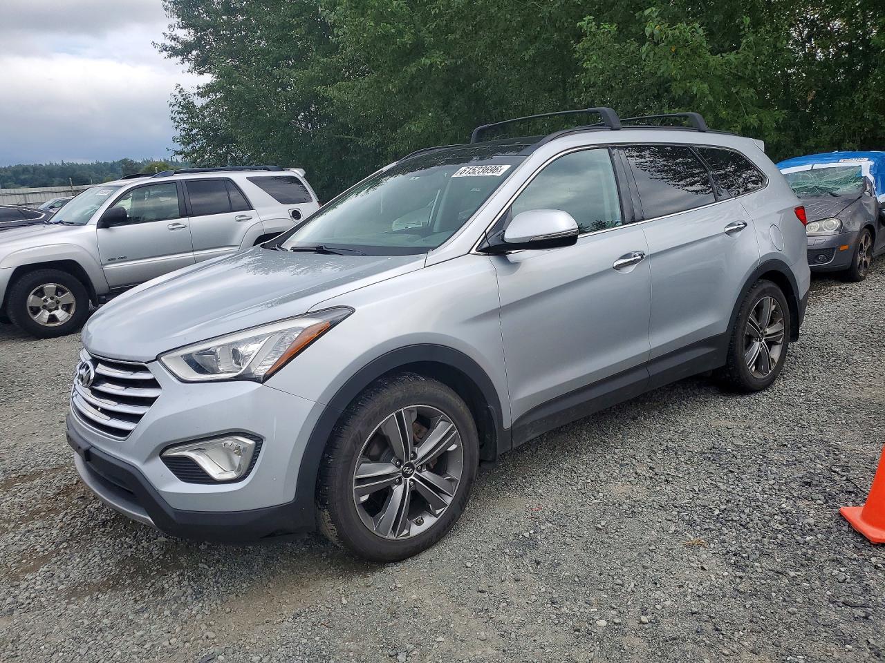 2015 Hyundai Santa Fe Limited Silver vin: KM8SRDHF9FU094116