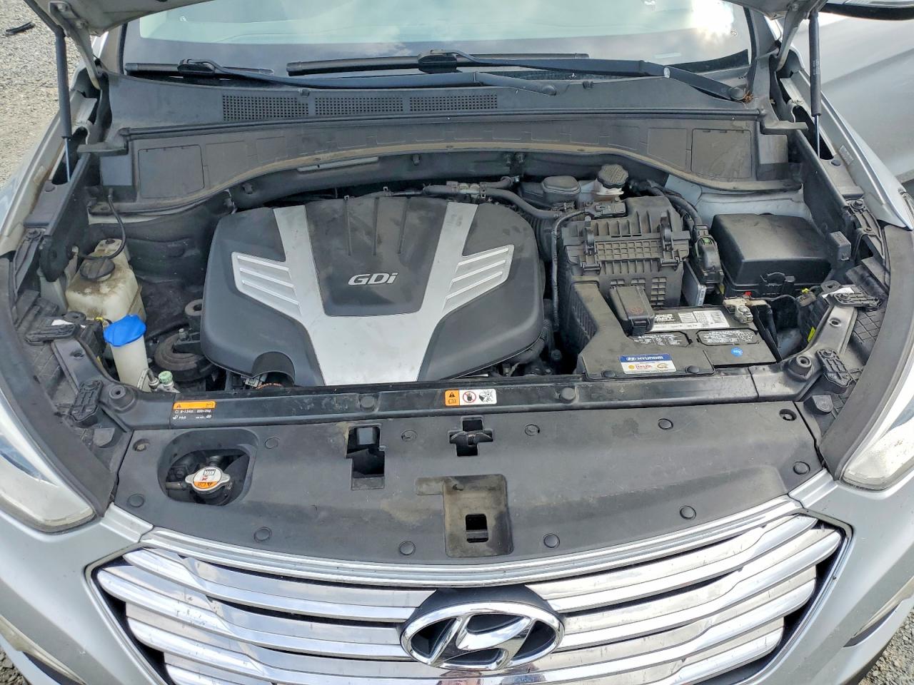 2015 Hyundai Santa Fe Limited Silver vin: KM8SRDHF9FU094116