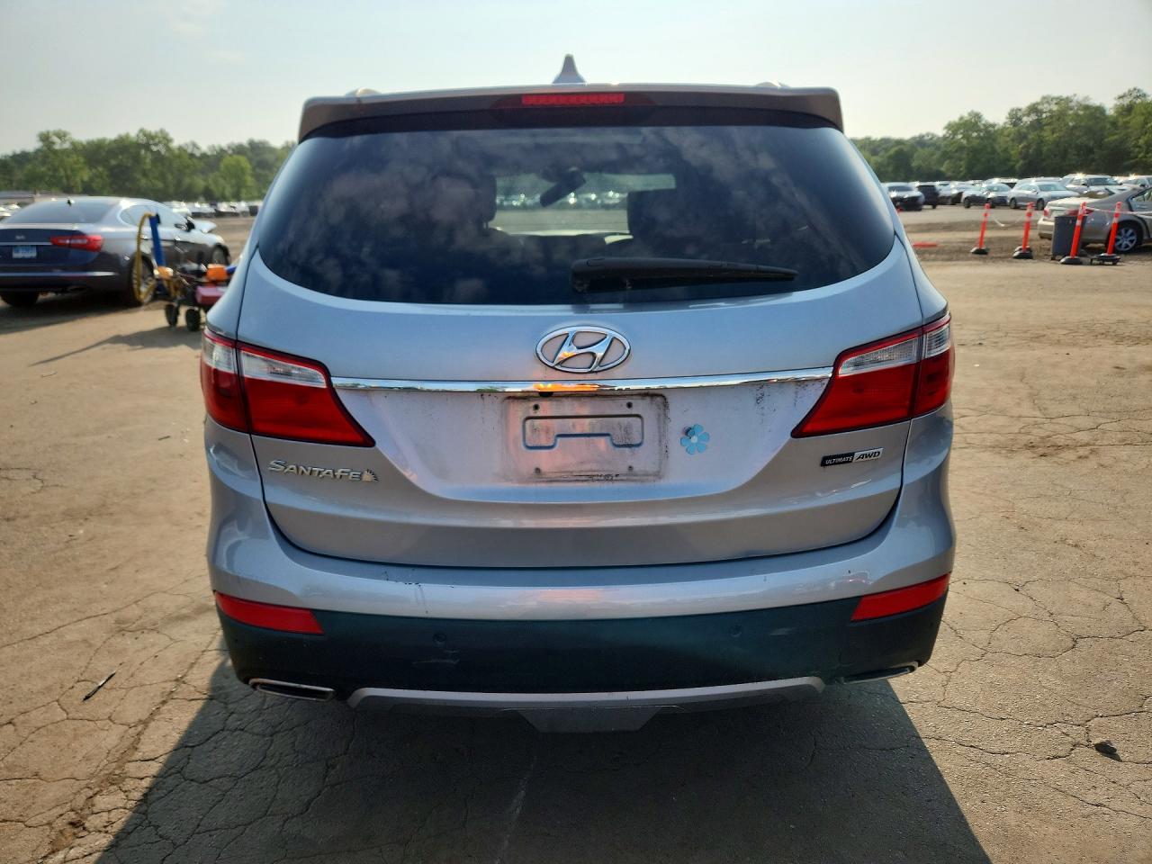 2015 Hyundai Santa Fe Gls Silver vin: KM8SRDHF9FU096626
