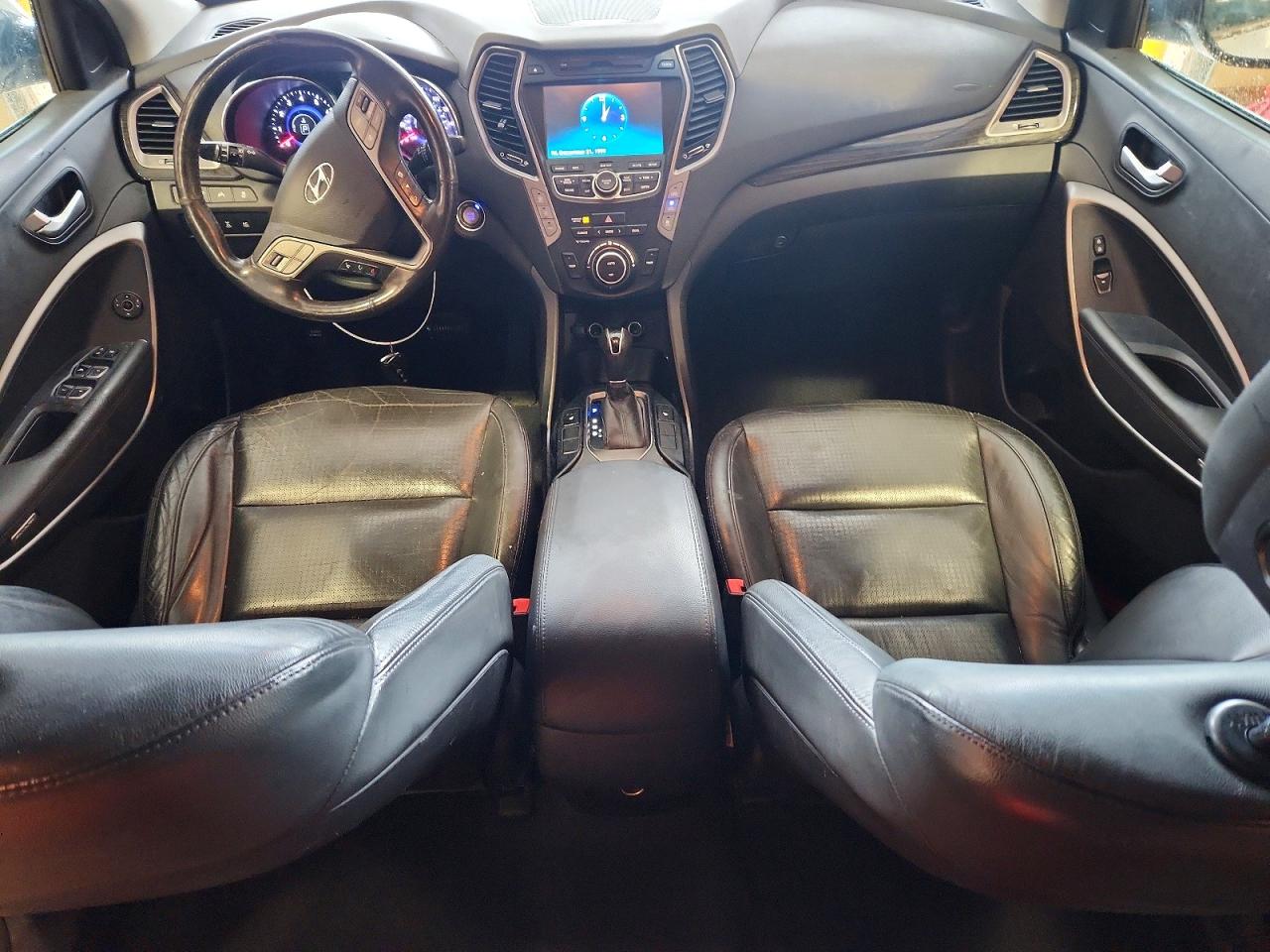 2013 Hyundai Santa Fe Limited White vin: KM8SRDHFXDU004503
