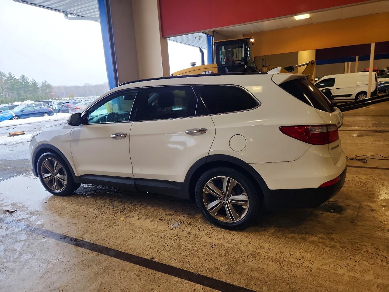 2013 Hyundai Santa Fe Limited White vin: KM8SRDHFXDU004503