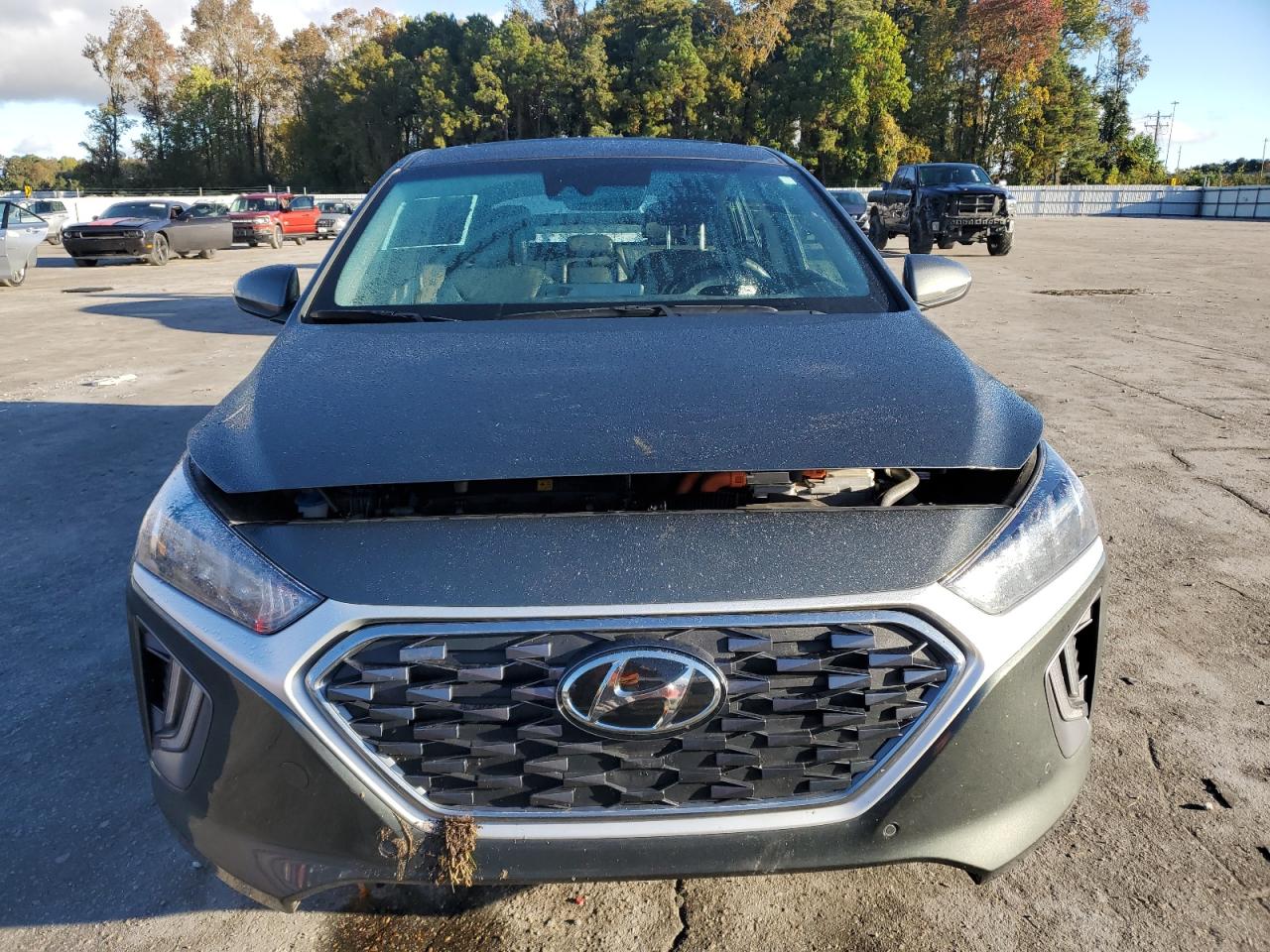 2022 Hyundai Ioniq Limited Gray vin: KMHC05LC0NU266436